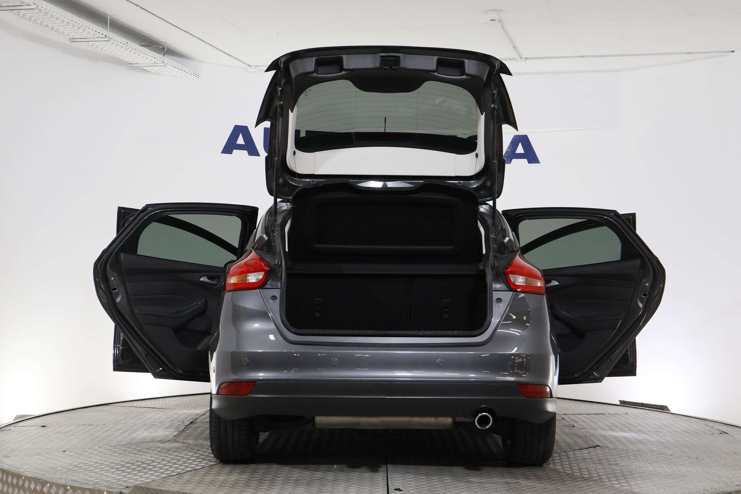 Ford Focus 2.0 TDCI 150cv TITANIUM 5P # NAVY foto 13