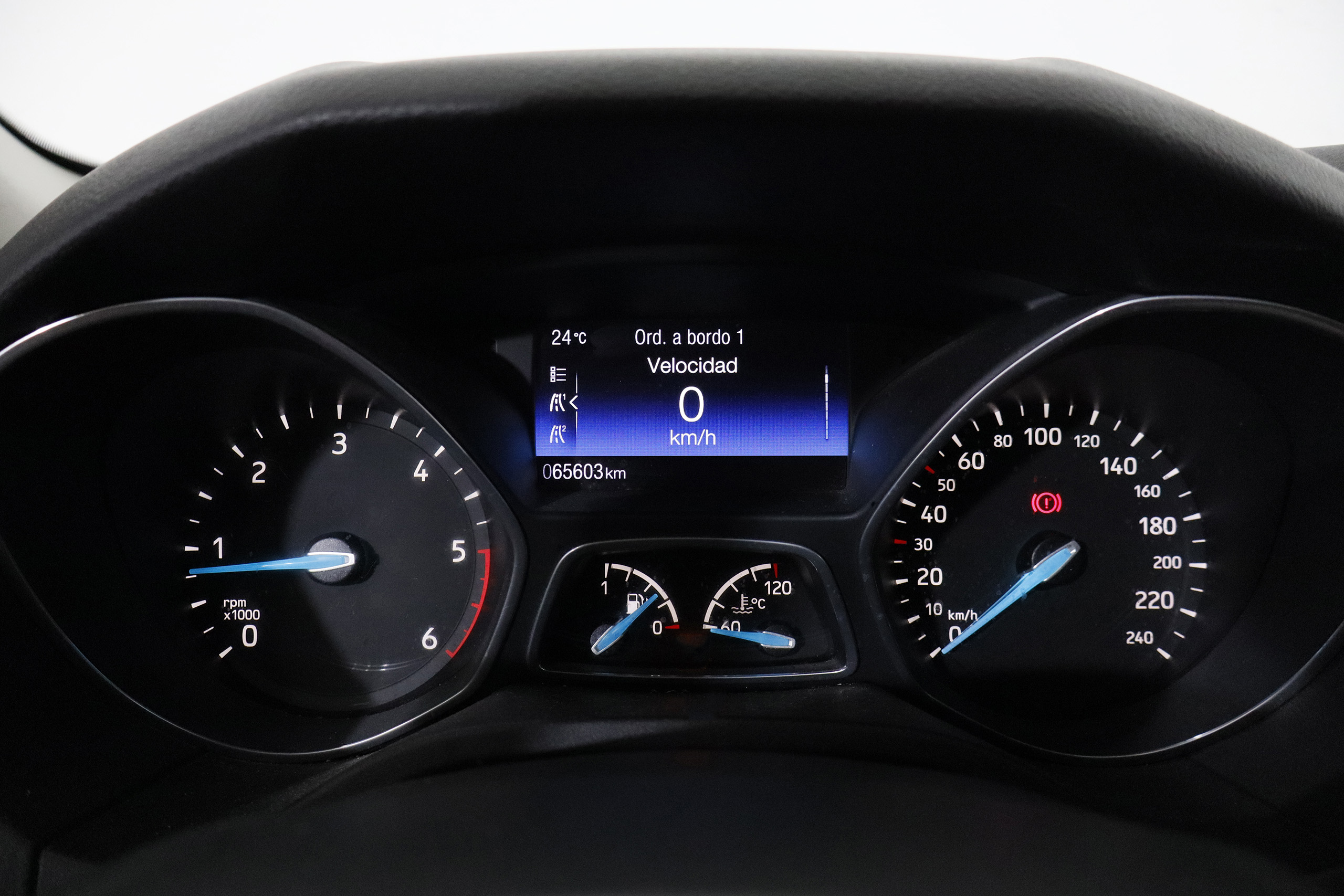 Ford Focus 2.0 TDCI 150cv TITANIUM 5P # NAVY foto 17