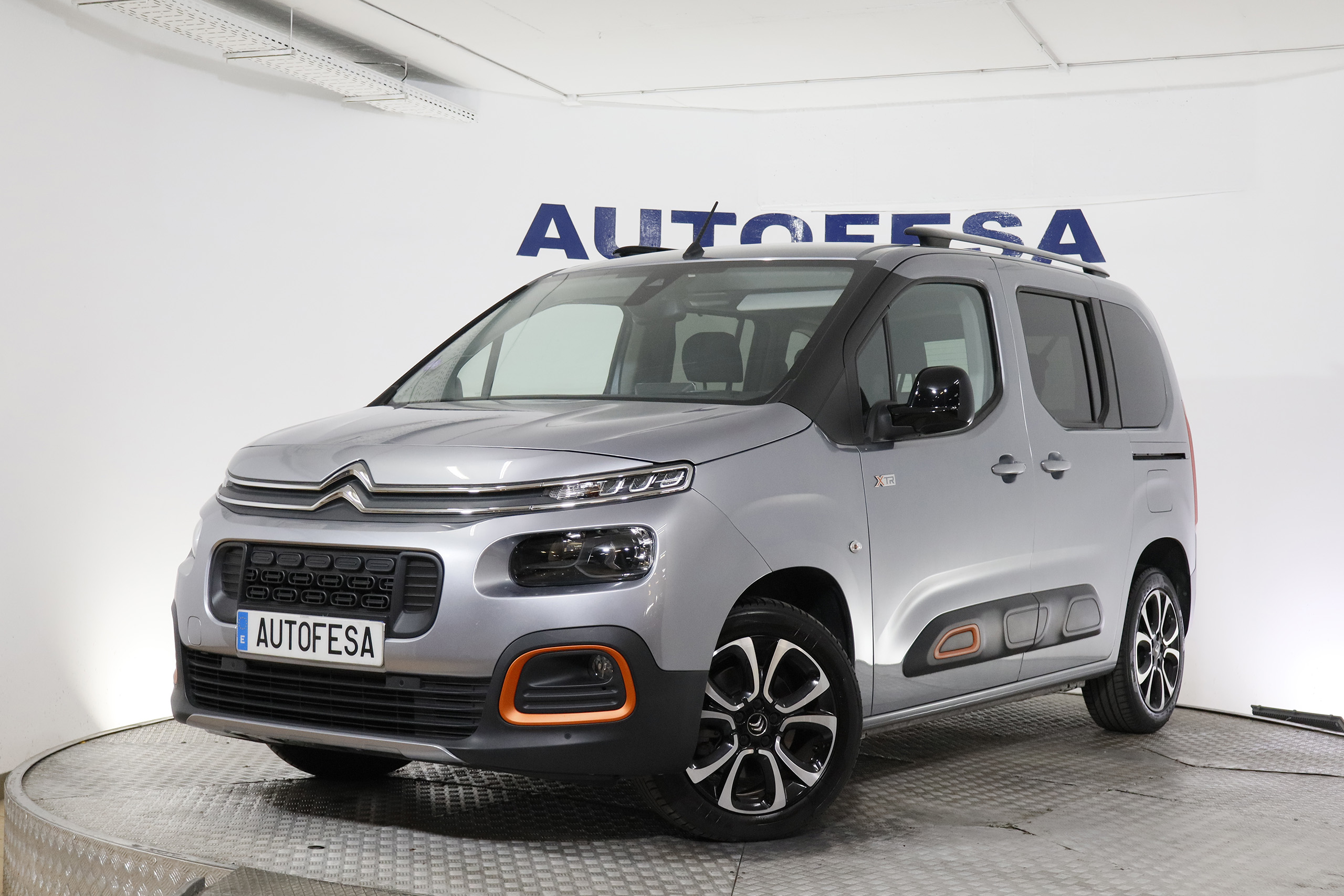 Citroen Berlingo 1.2 TALLA M SHINE 130cv AUTO 5P # NAVY foto 1