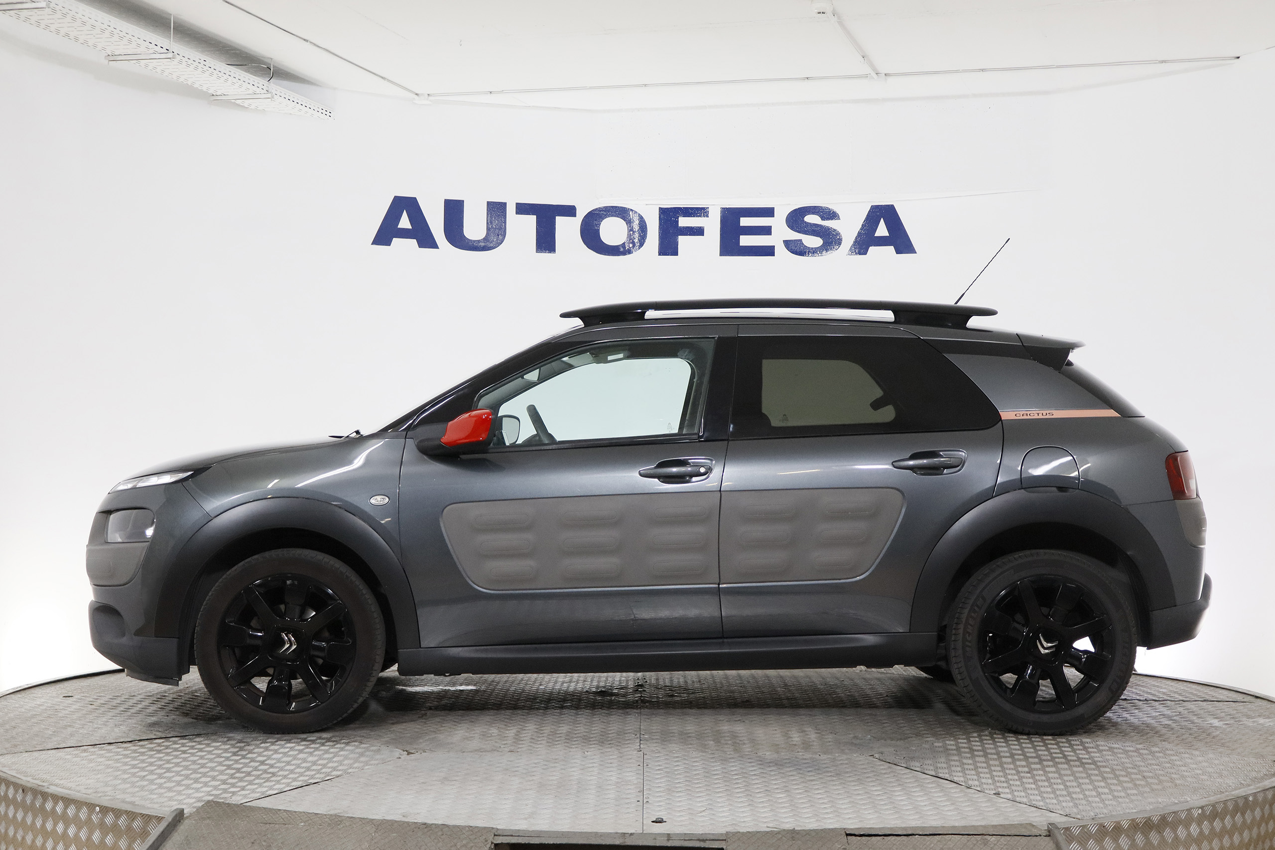 Citroen C4 Cactus 1.2 110cv SHINE 5P # NAVY foto 5