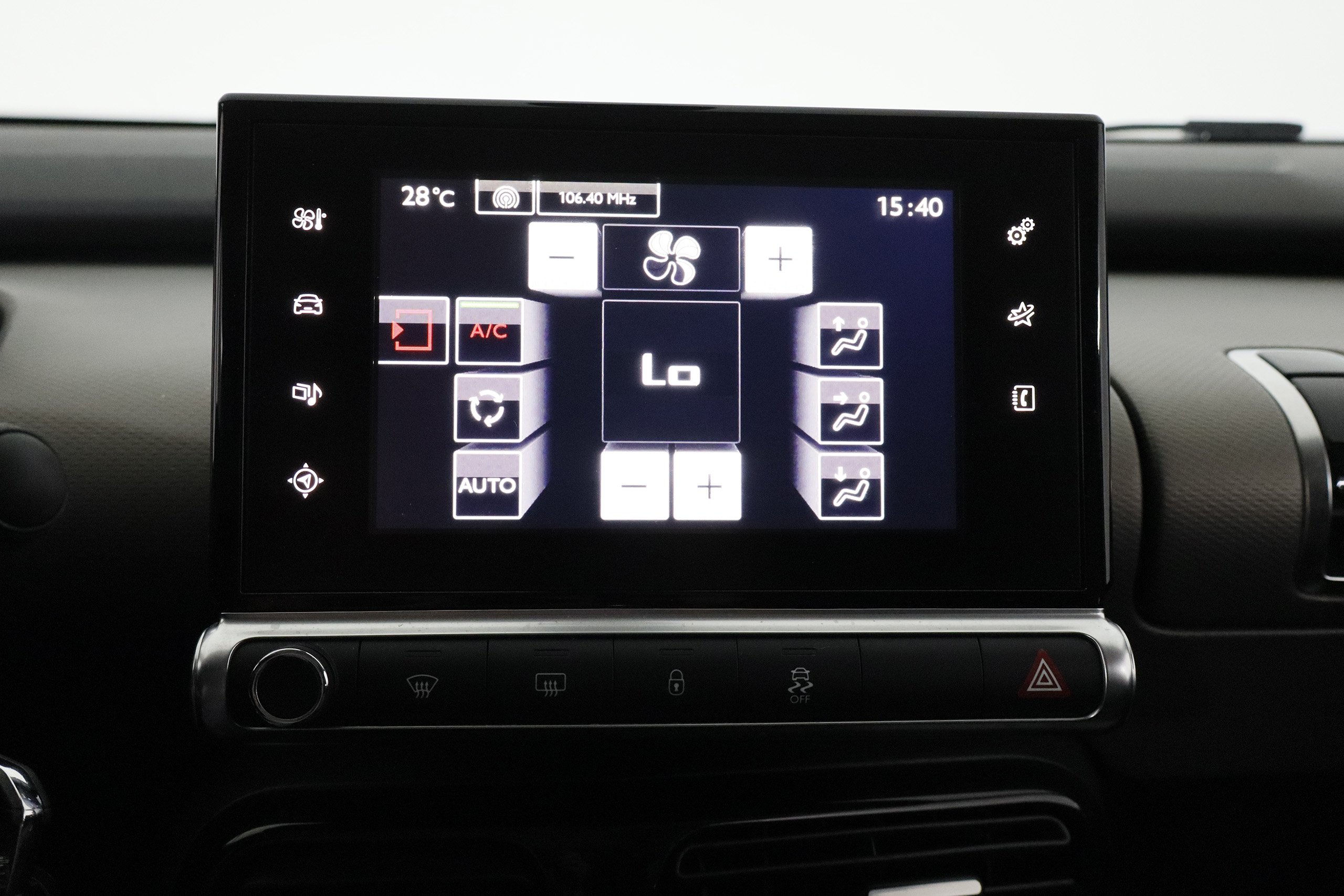 Citroen C4 Cactus 1.2 110cv SHINE 5P # NAVY foto 19