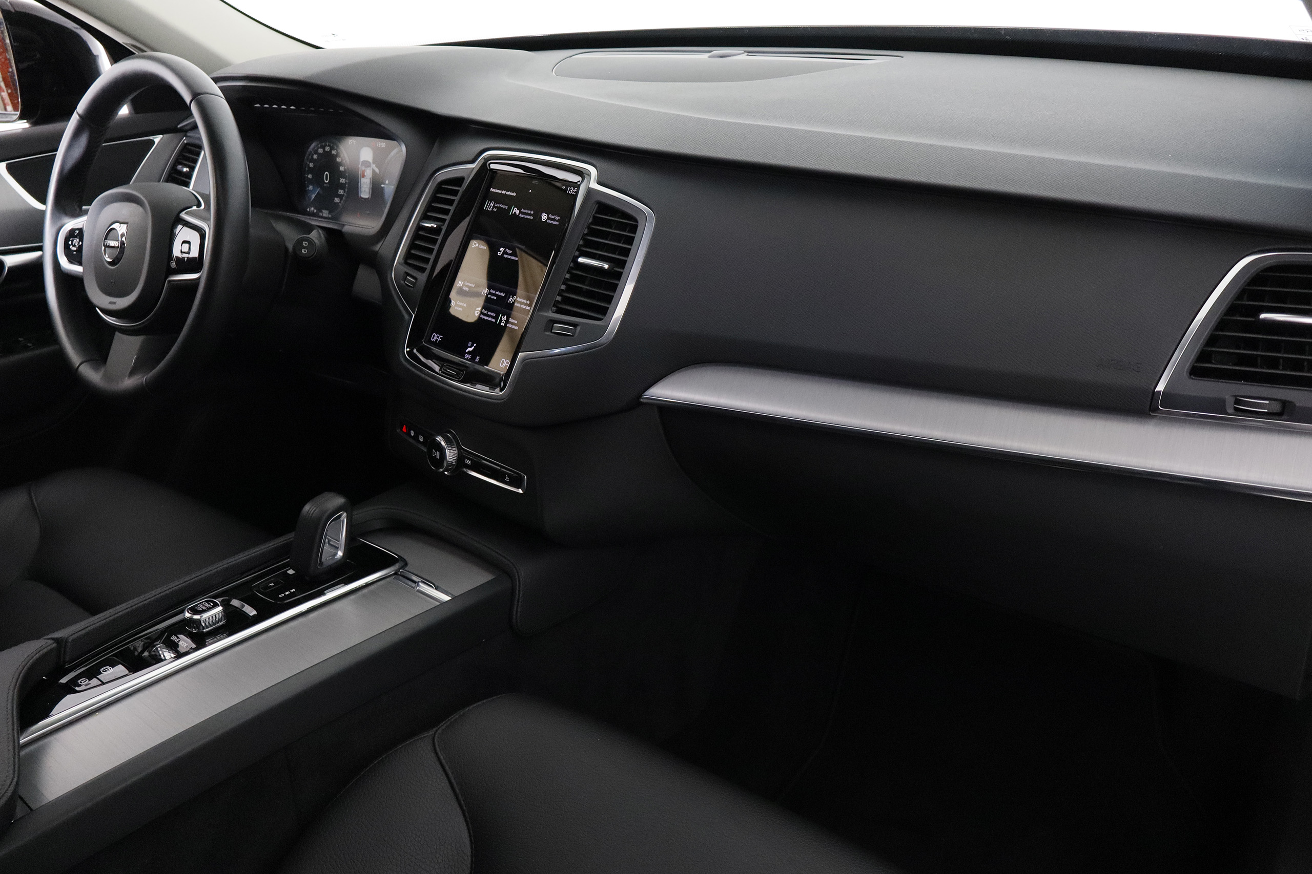 Volvo Xc 90 2.0T8 RECHARGE R-DESIGN 390CV AUTO 7 PLAZAS 5P # IVA DEDUCIBLE, TECHO ELE PANORAMICO, NAVY, CUERO foto 17