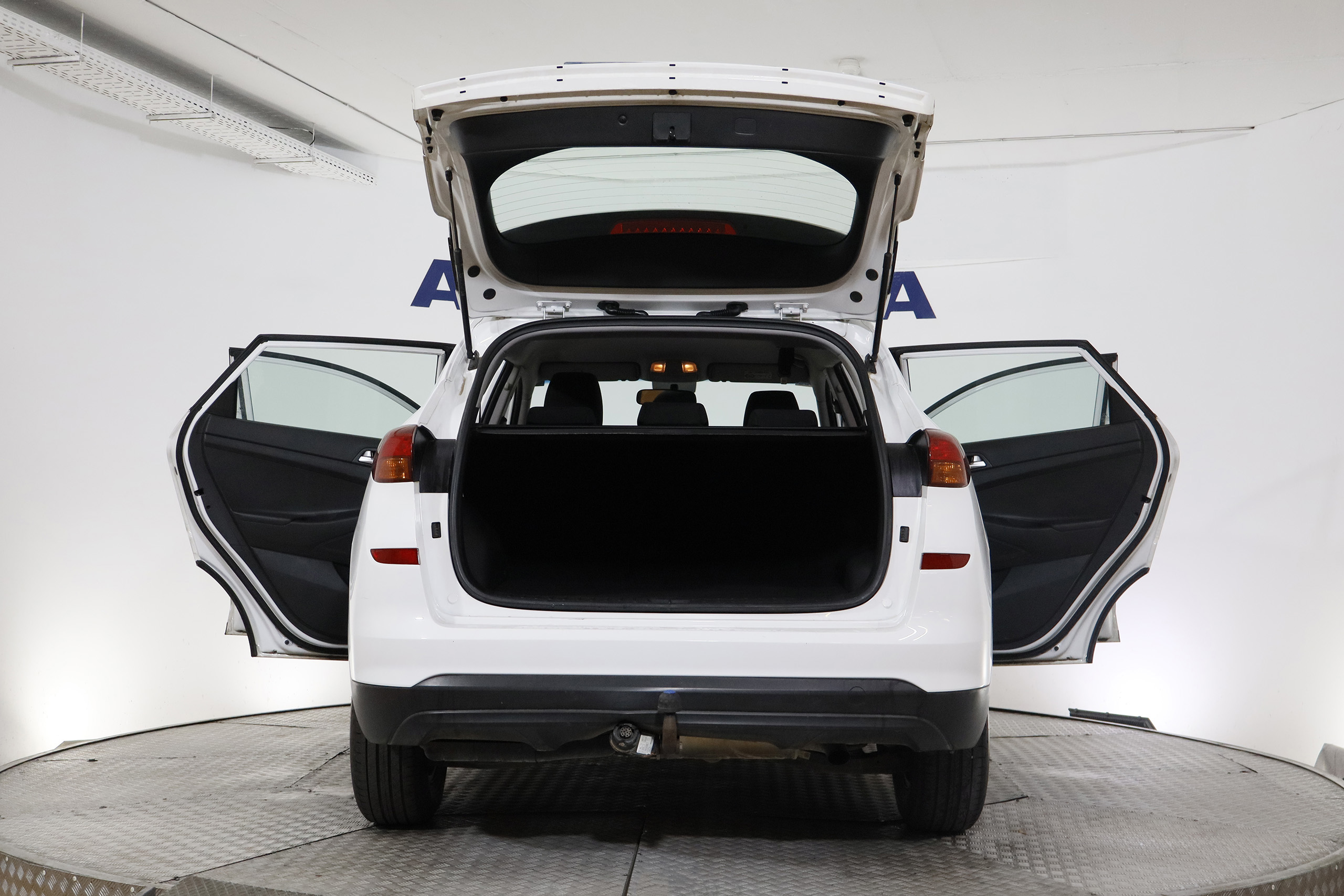 Hyundai Tucson 1.6 CRDI TRAIN 4X4 136CV 5P # IVA DEDUCIBLE, BOLA foto 13