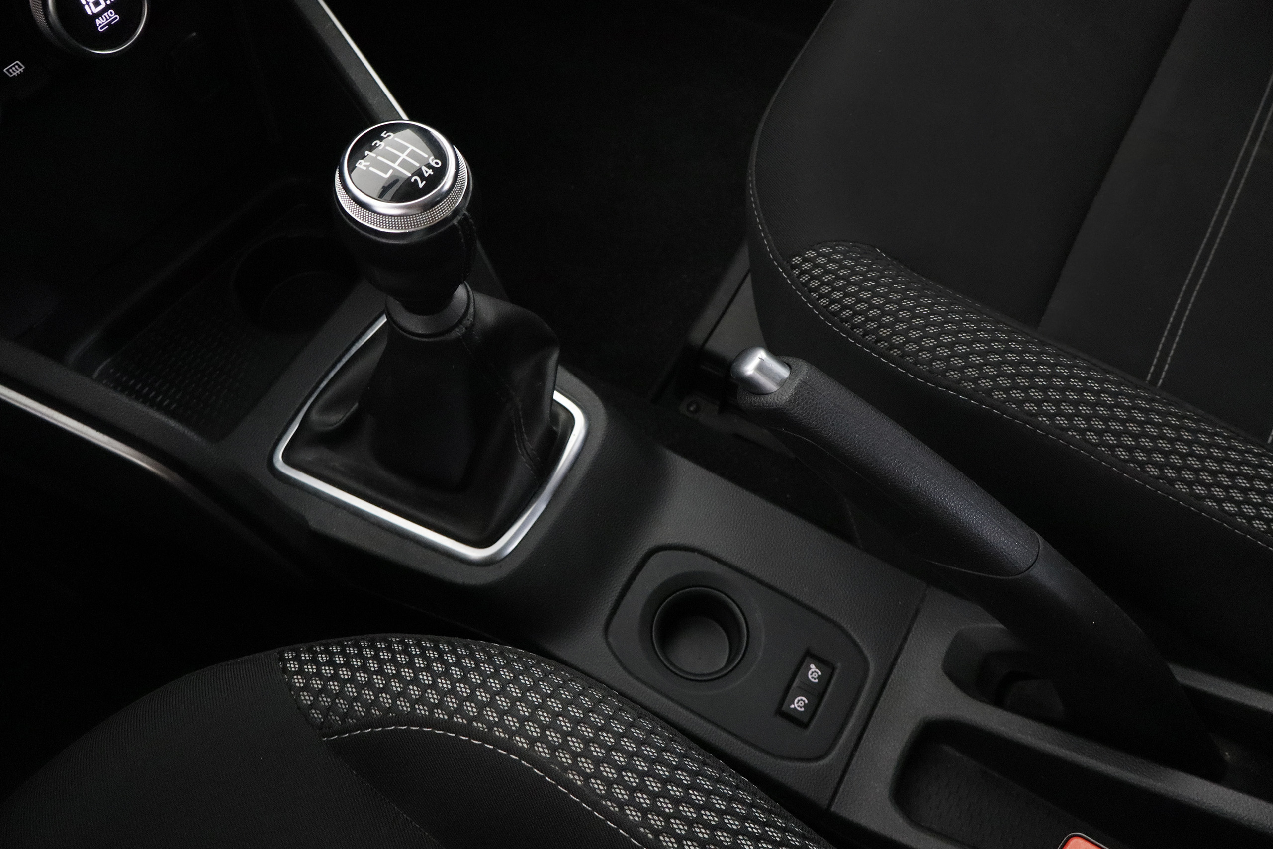 Dacia Duster 1.3 TCE 130CV PRESTIGE 4X2 5P foto 17