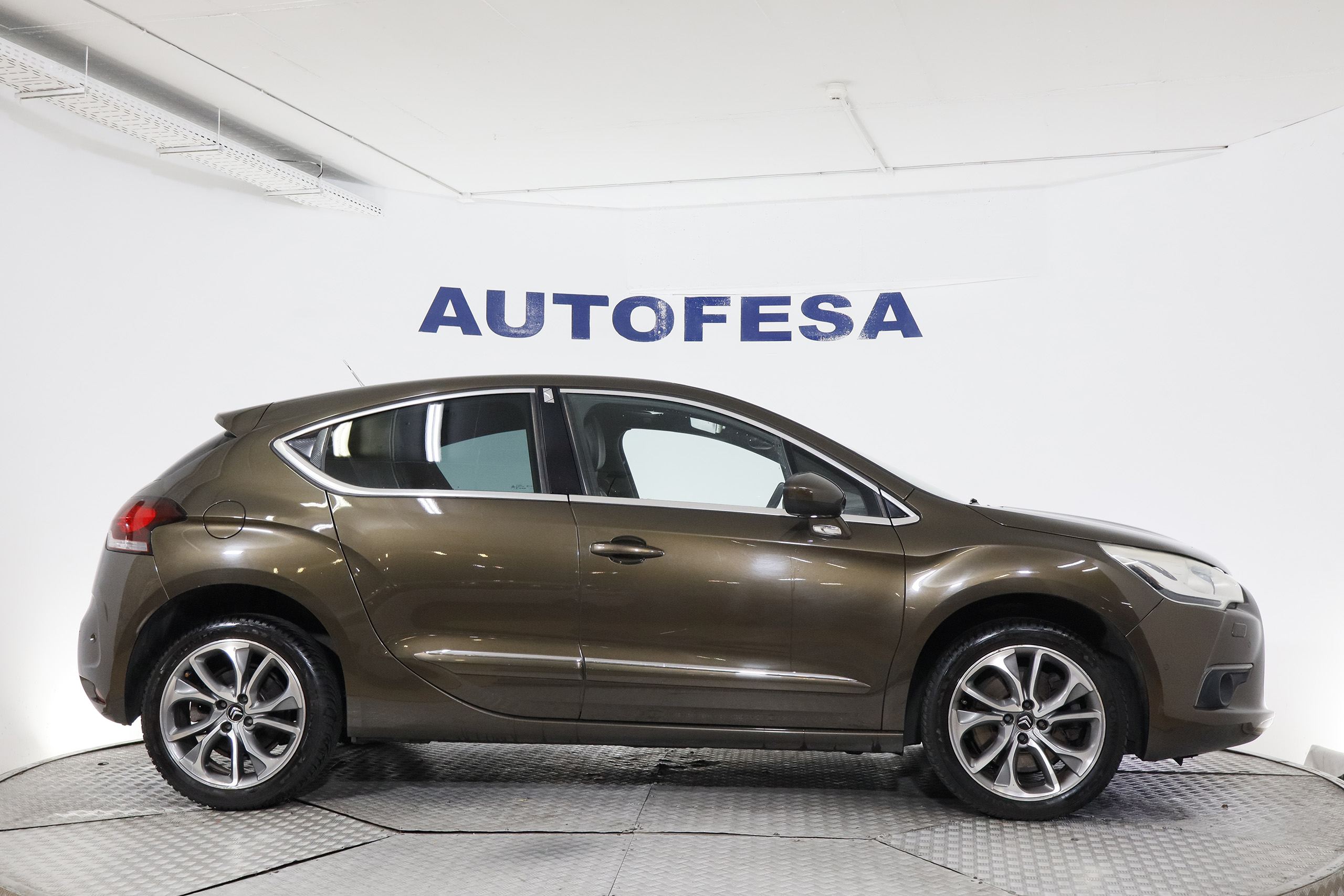 Citroen Ds4 1.6 200CV SPORT CHIC 5P # NAVY, CUERO foto 10
