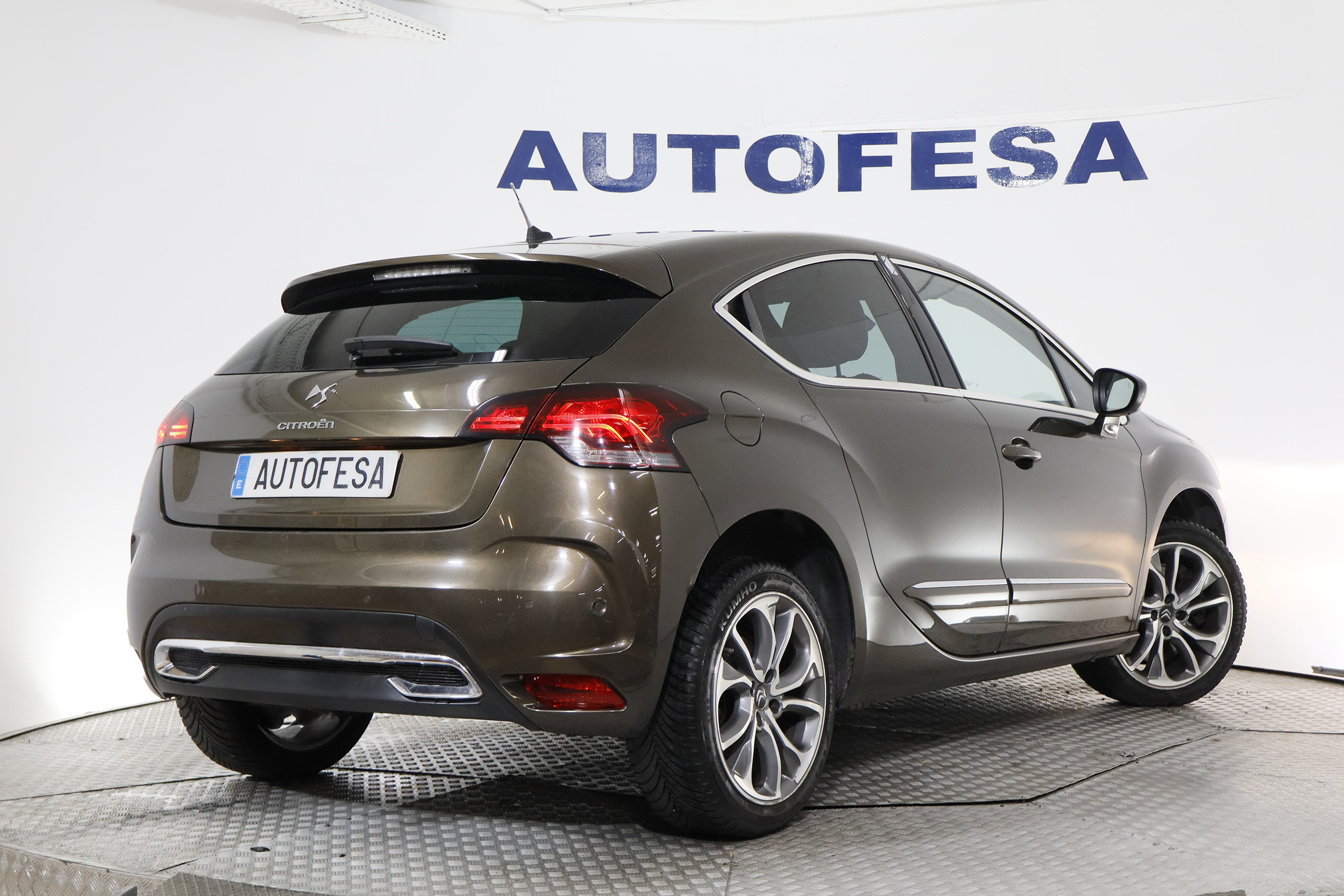 Citroen Ds4 1.6 200CV SPORT CHIC 5P # NAVY, CUERO foto 9