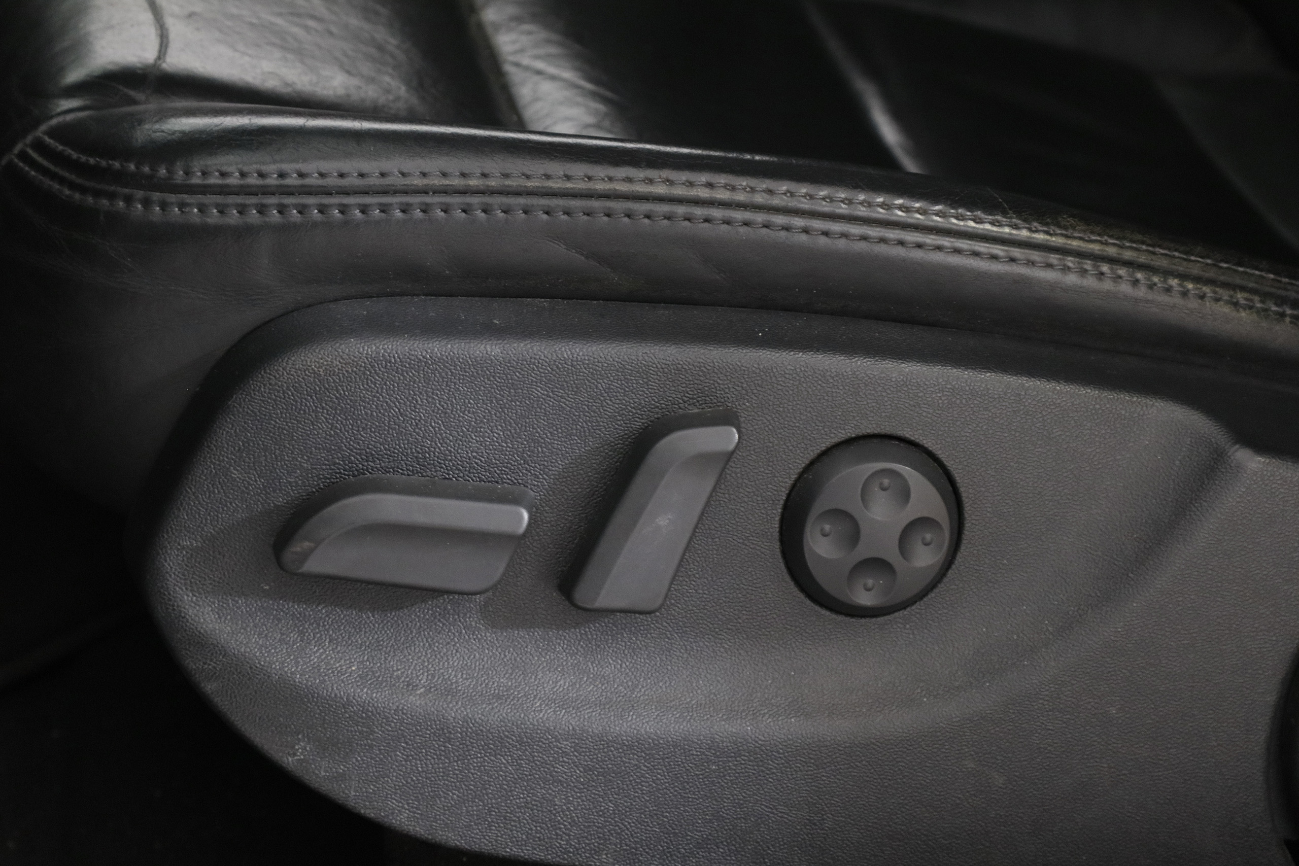 Audi A6 3.0 QUATTRO 290CV AUTO 4X4 4P # NAVY, CUERO foto 20