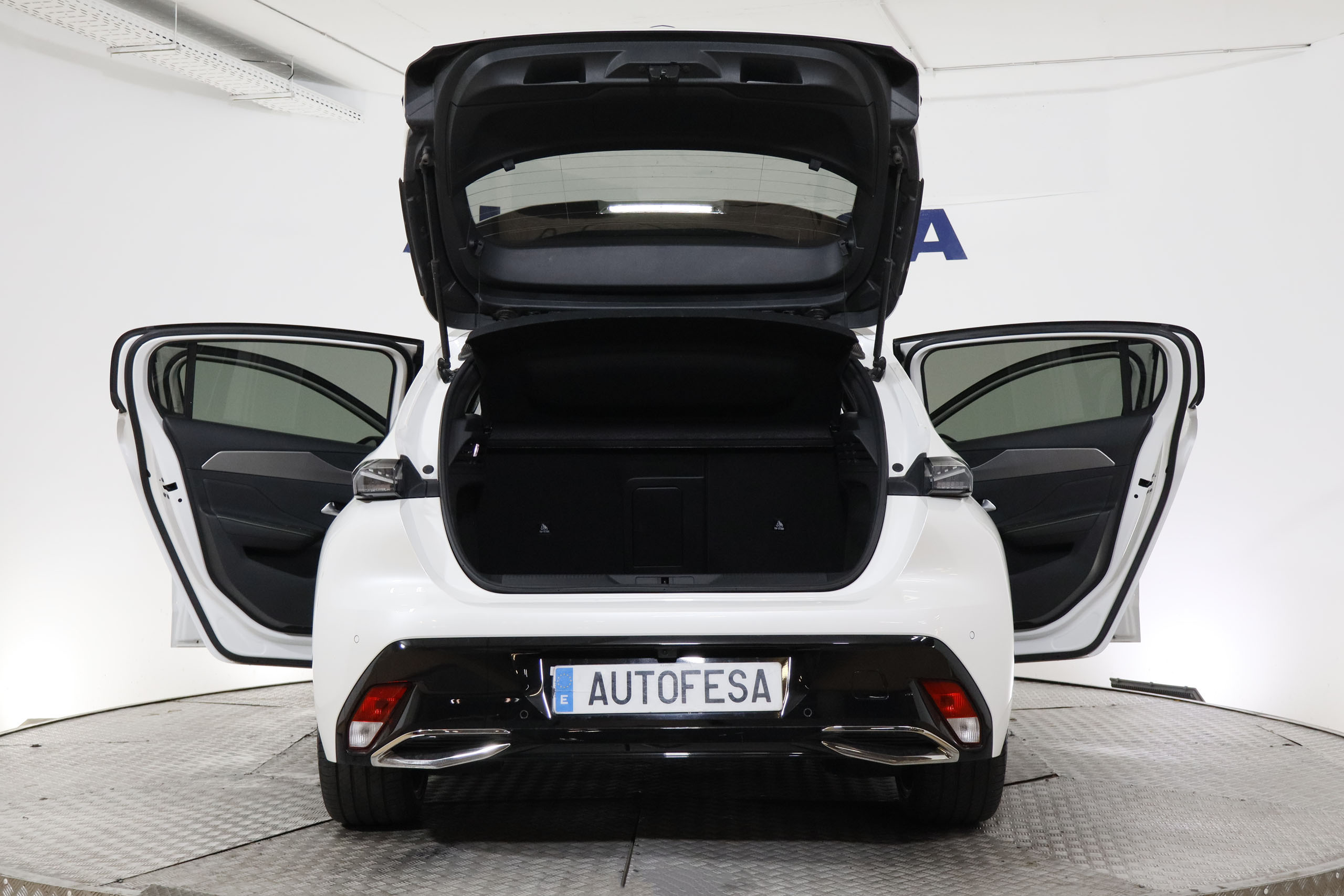 Peugeot 308 1.2 GT 130CV AUTO 5P # NAVY,FAROS LED,LEVAS EN VOLANTE,CAMARA TRASERA foto 10