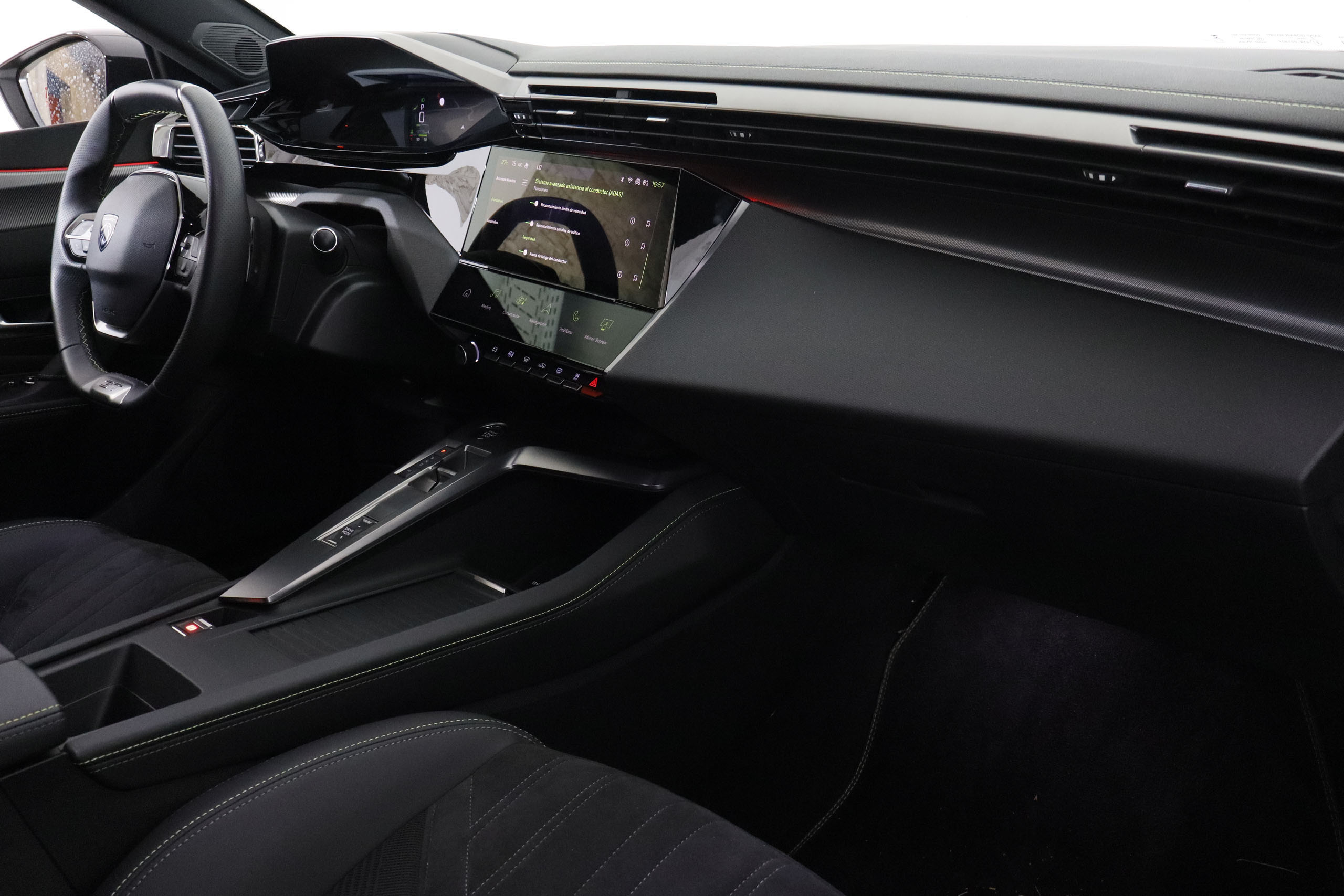 Peugeot 308 1.2 GT 130CV AUTO 5P # NAVY,FAROS LED,LEVAS EN VOLANTE,CAMARA TRASERA foto 15