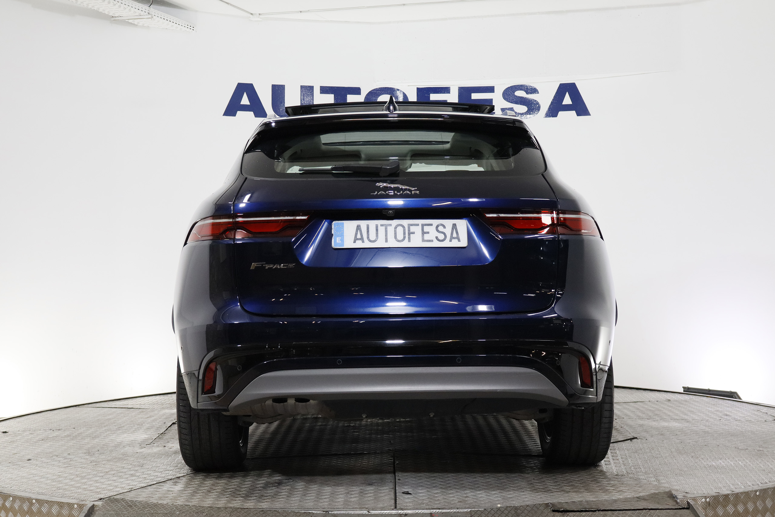 Jaguar F-PACE 2.0 D 14 204CV AWD AUTO MHEV R-DYNAMIC SE 5P , TECHO ELE PANORAMICO, NAVY, CUERO F-PACE 2.0 D 14 204CV AWD AUTO MHEV R-DYNAMIC SE 5P , TECHO ELE PANORAMICO, NAVY, CUERO foto 7