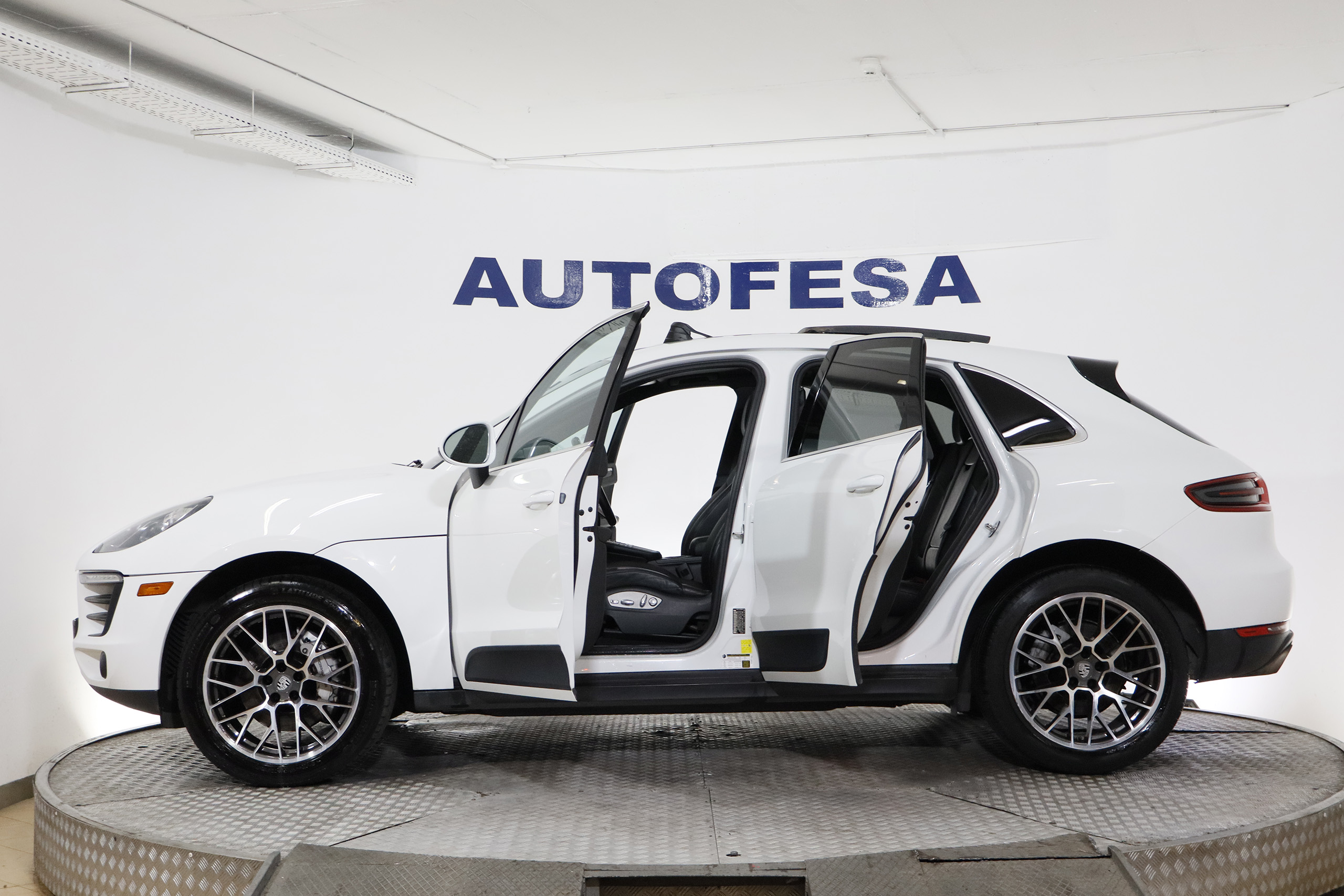 Porsche Macan 3.0 340CV AUTO 5P # TECHO ELE PANORAMICO, NAVY, CUERO, LIBRO DE REVISIONES foto 11