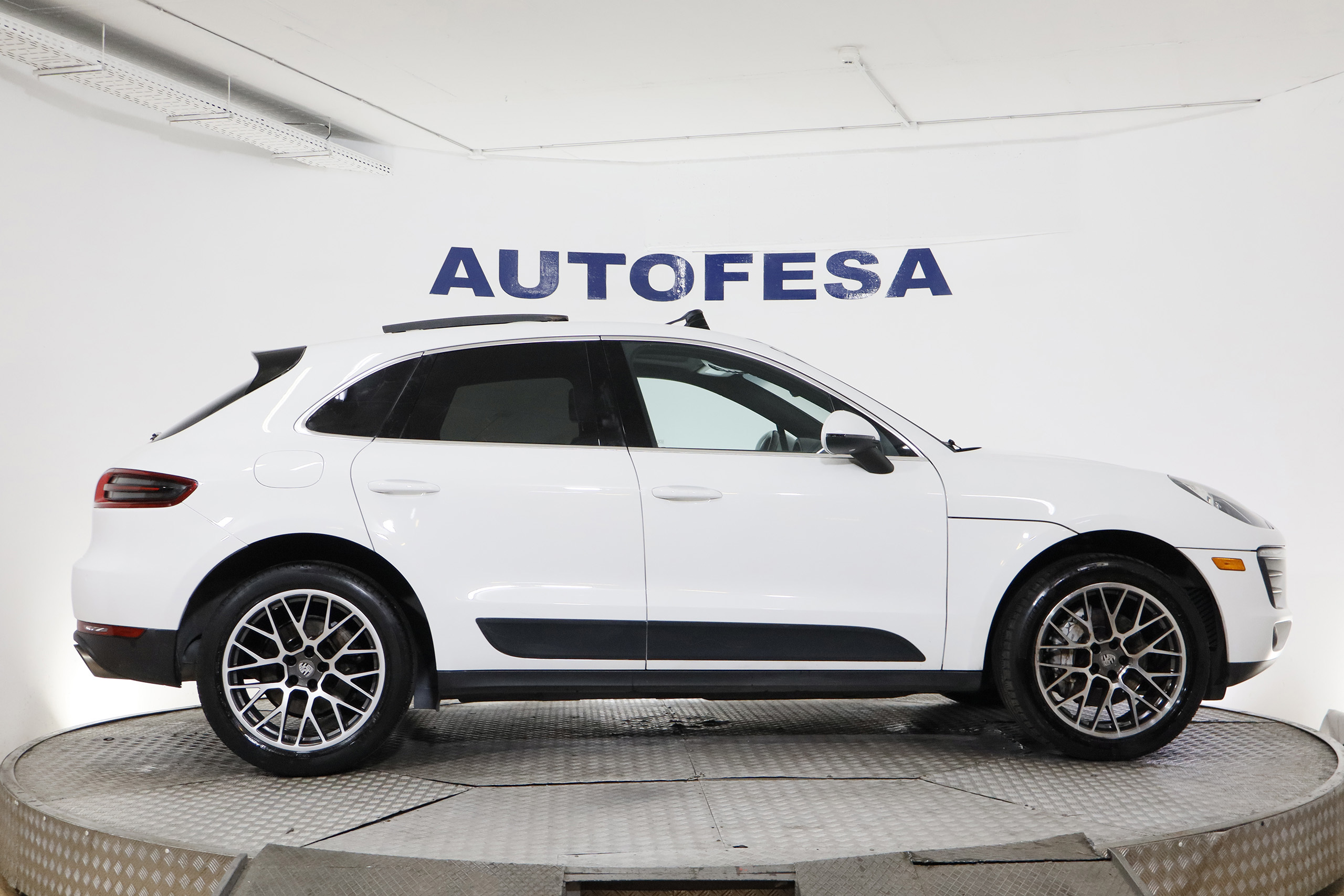 Porsche Macan 3.0 340CV AUTO 5P # TECHO ELE PANORAMICO, NAVY, CUERO, LIBRO DE REVISIONES foto 10