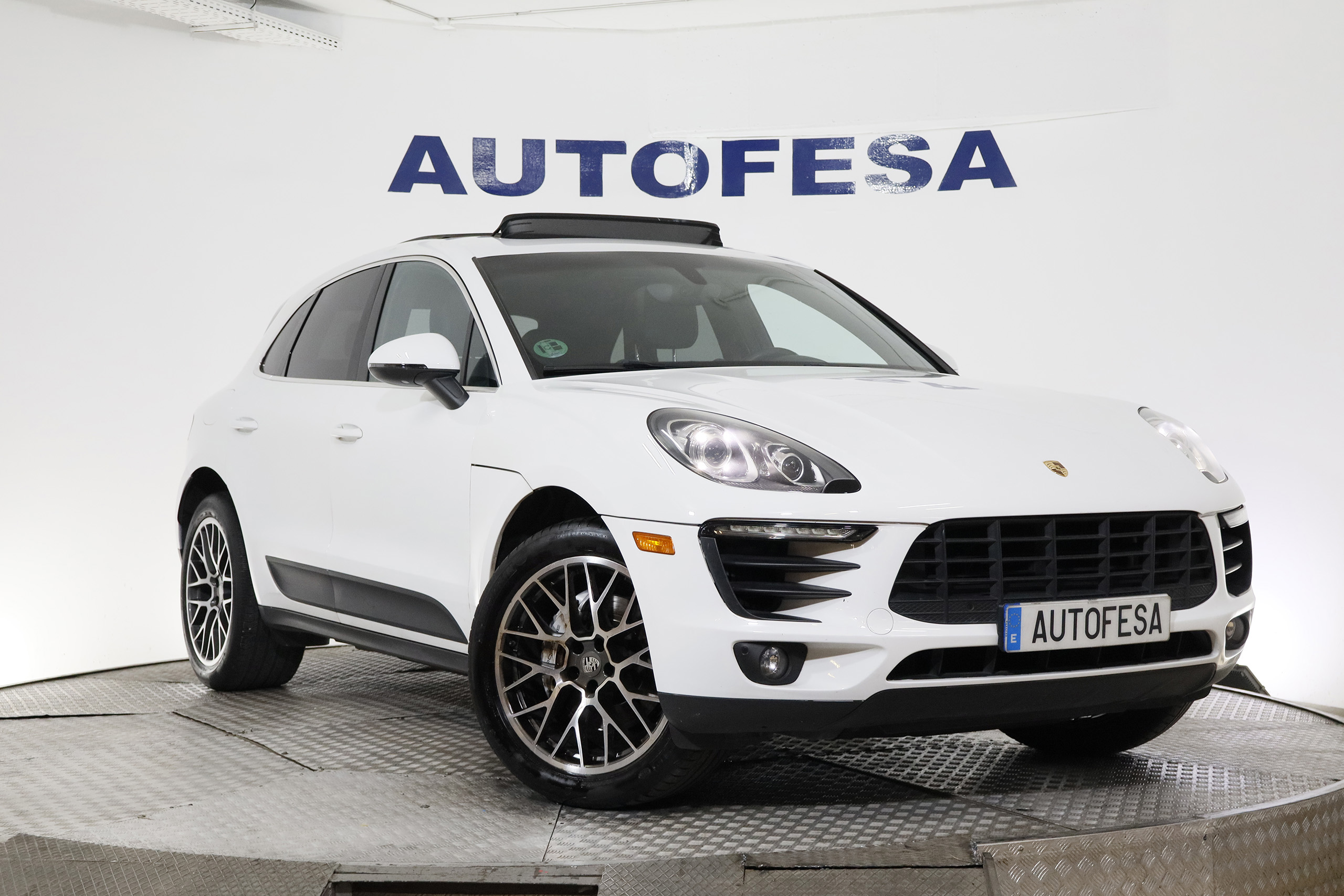 Porsche Macan 3.0 340CV AUTO 5P # TECHO ELE PANORAMICO, NAVY, CUERO, LIBRO DE REVISIONES foto 3
