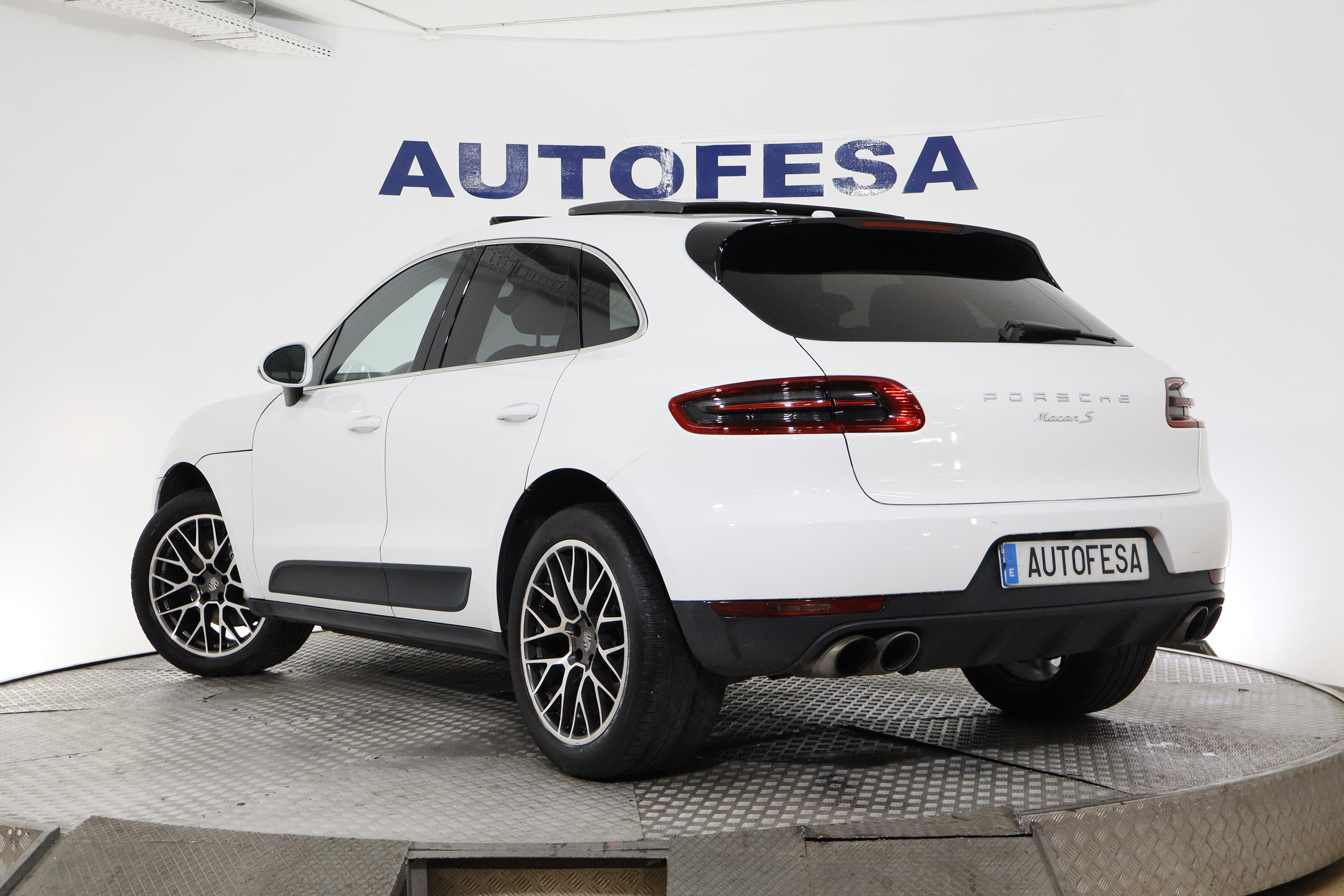 Porsche Macan 3.0 340CV AUTO 5P # TECHO ELE PANORAMICO, NAVY, CUERO, LIBRO DE REVISIONES foto 6