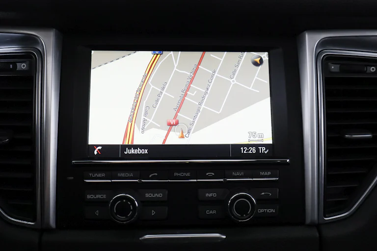 Porsche Macan 3.0 340CV AUTO 5P # TECHO ELE PANORAMICO, NAVY, CUERO, LIBRO DE REVISIONES foto 21