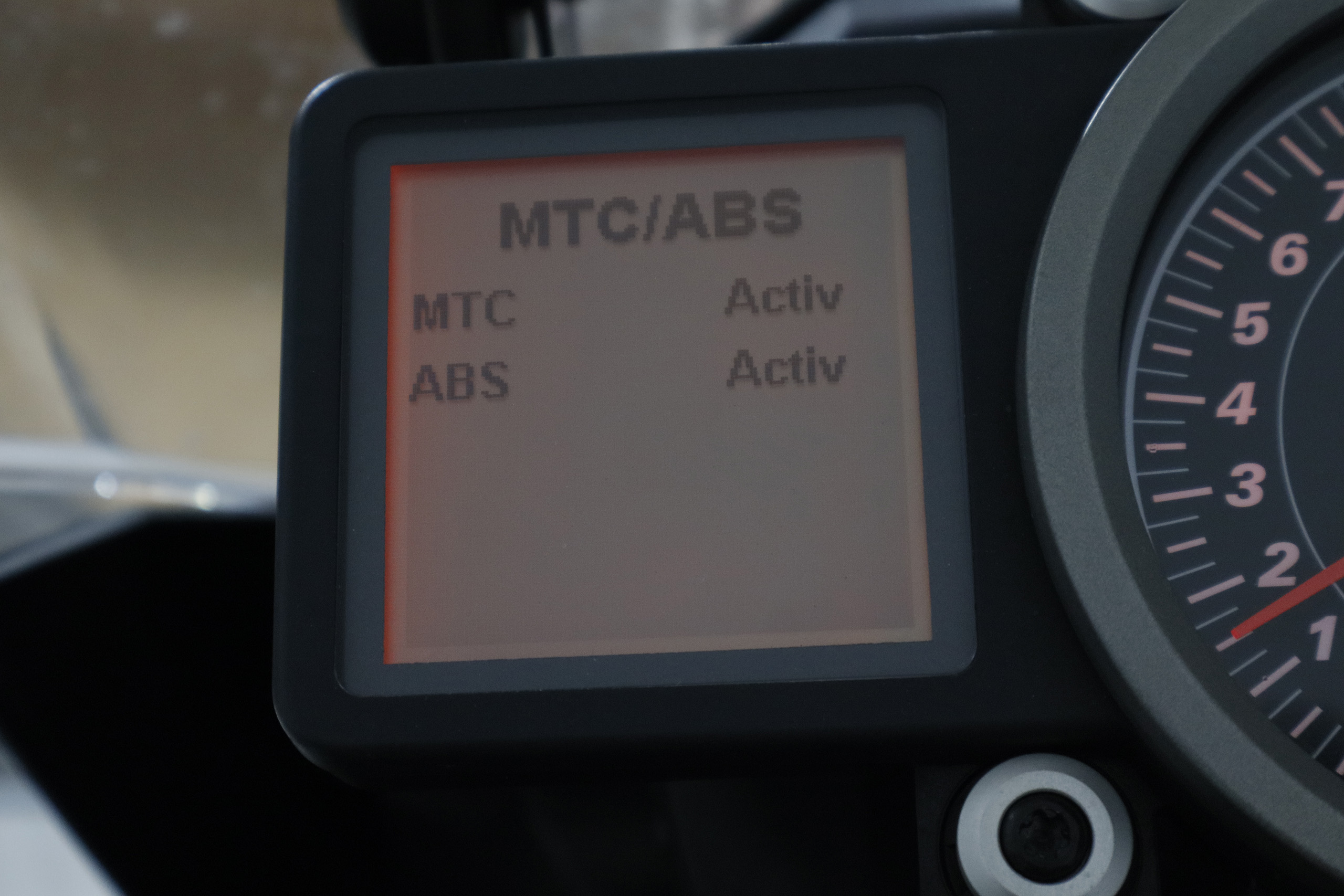 KTM 1050 ADVENTURE 95CV ABS foto 17