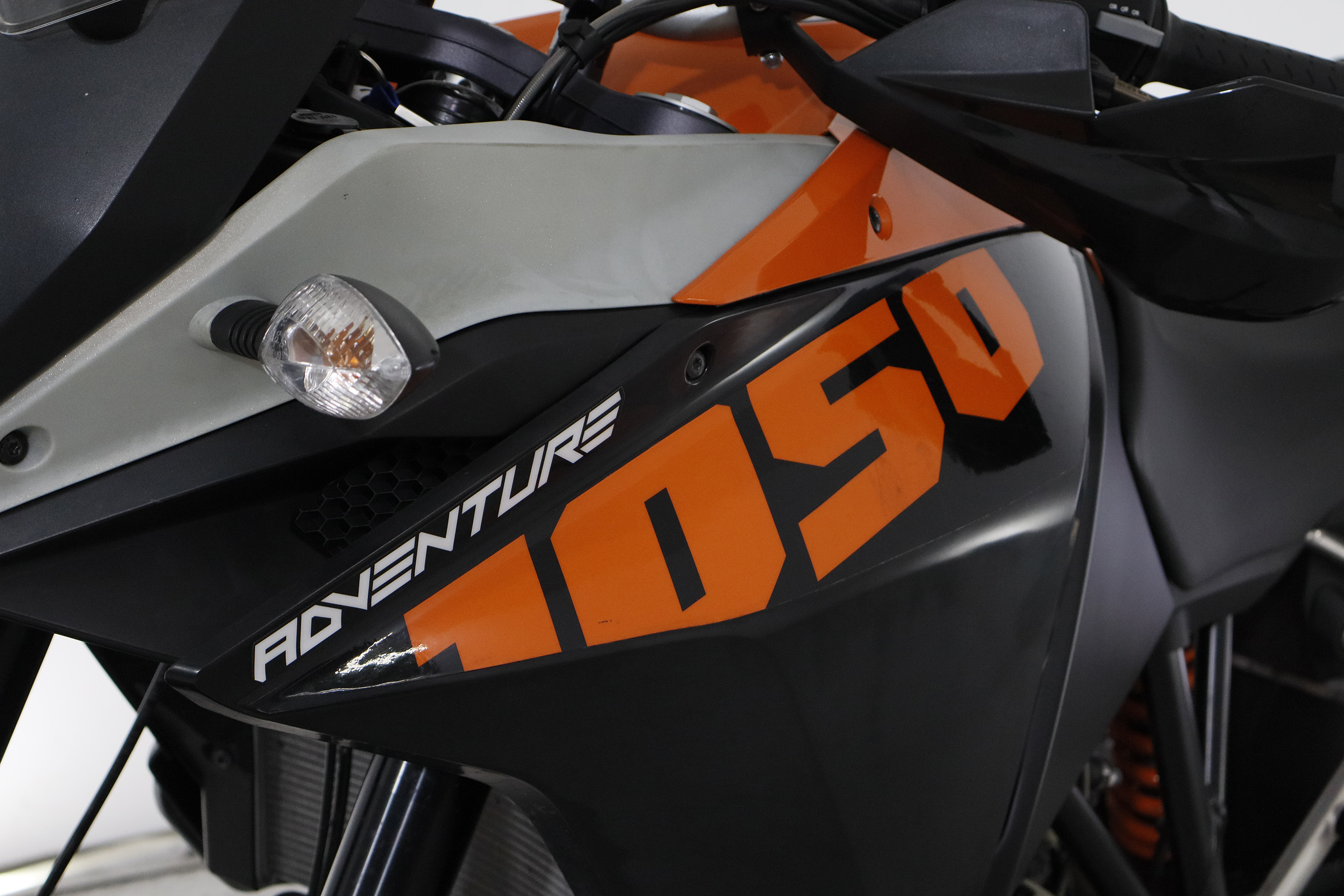 KTM 1050 ADVENTURE 95CV ABS foto 23