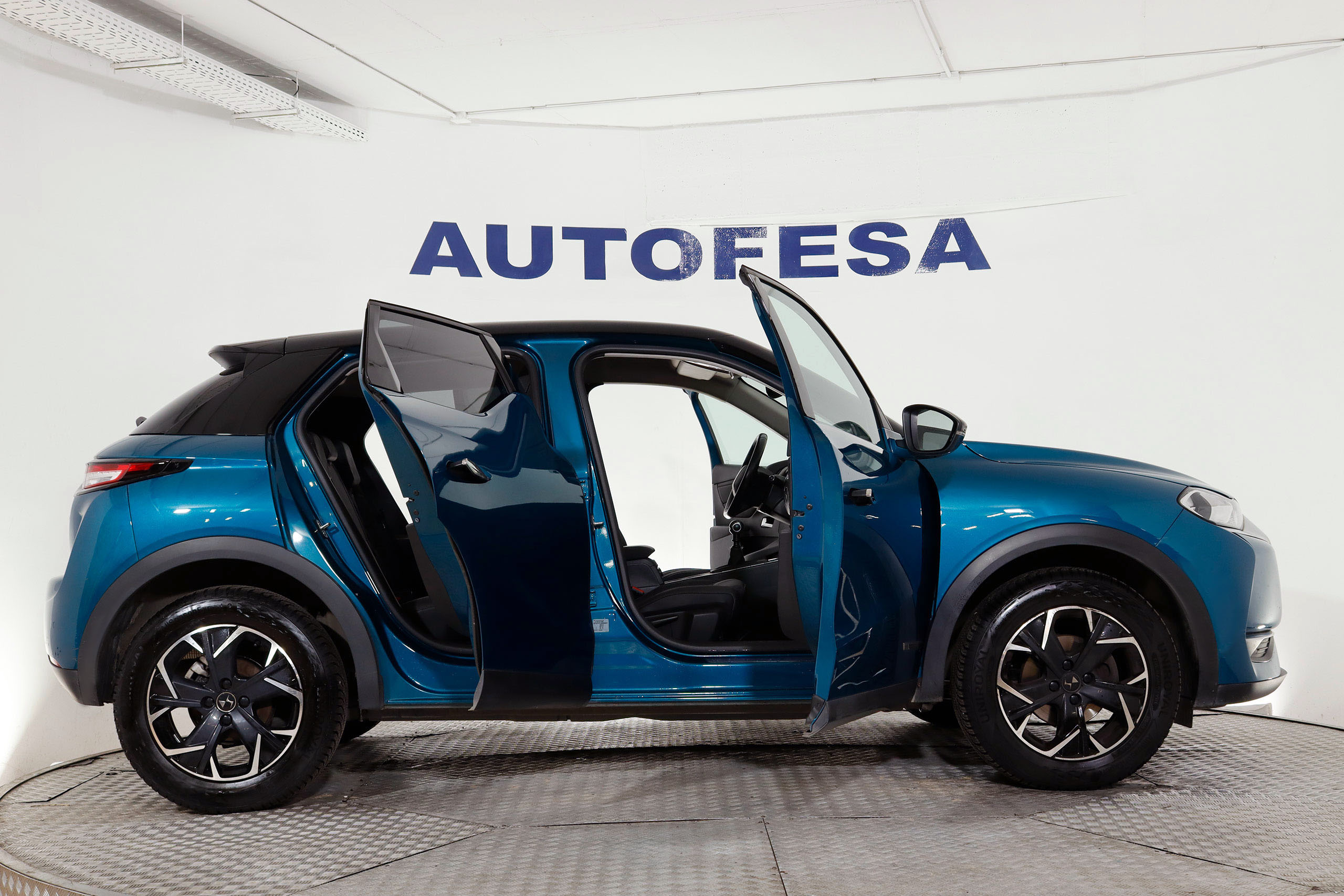 DS DS 3 Crossback 1.5 BLUE HDI SO CHIC 100CV 5P # NAVY,CAMARA TRASERA,PARKTRONIC foto 11