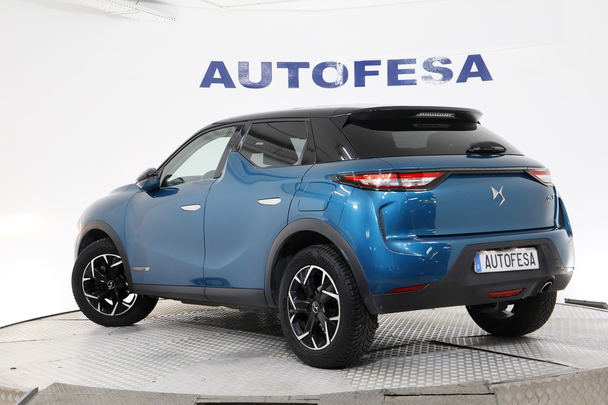 DS DS 3 Crossback 1.5 BLUE HDI SO CHIC 100CV 5P # NAVY,CAMARA TRASERA,PARKTRONIC foto 6