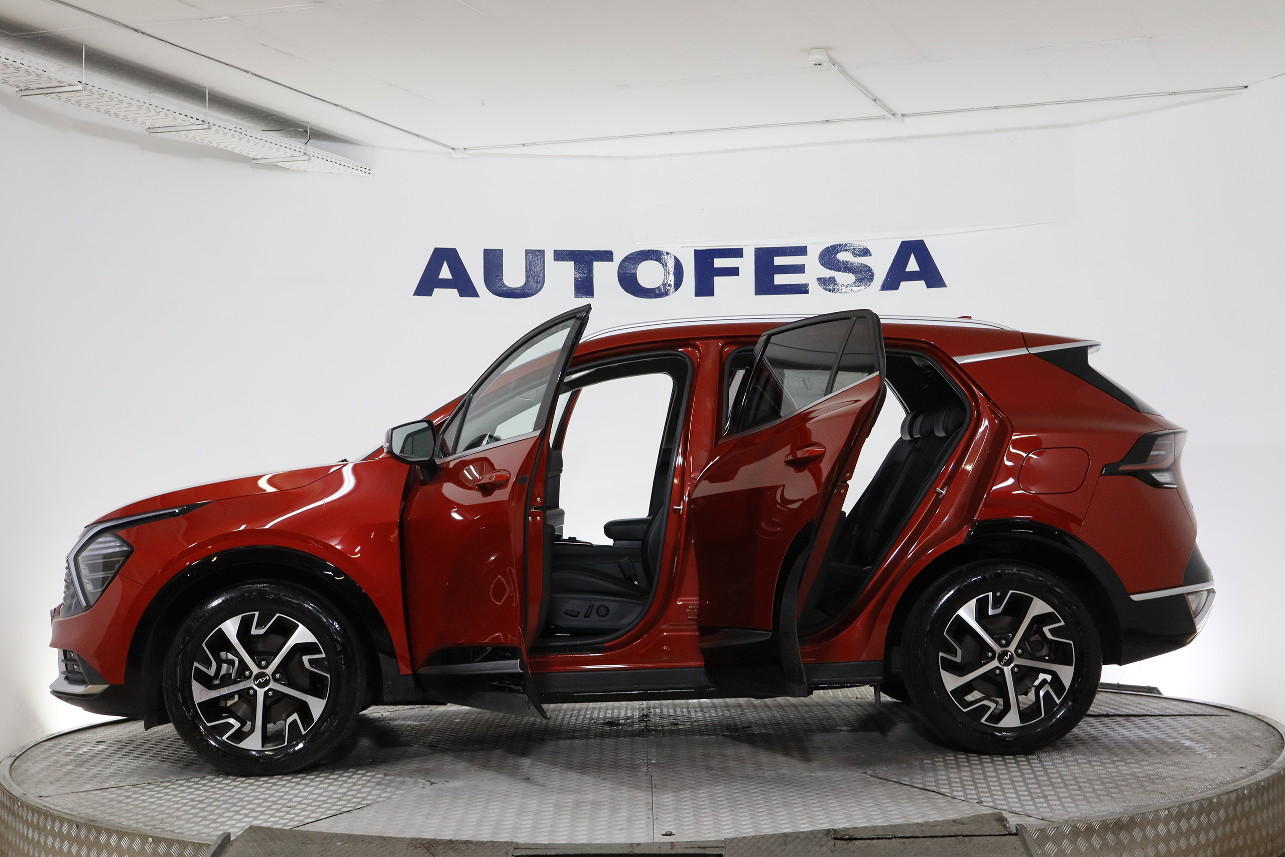 Kia SPORTAGE 1.6 HEV TECH 230CV AUTO 5P # GARANTIA FAB 07/2029, IVA DEDUCIBLE, NAVY, PARKTORNIC 1.6 HEV TECH 230CV AUTO 5P # GARANTIA FAB 07/2029, IVA DEDUCIBLE, NAVY, PARKTORNIC foto 11