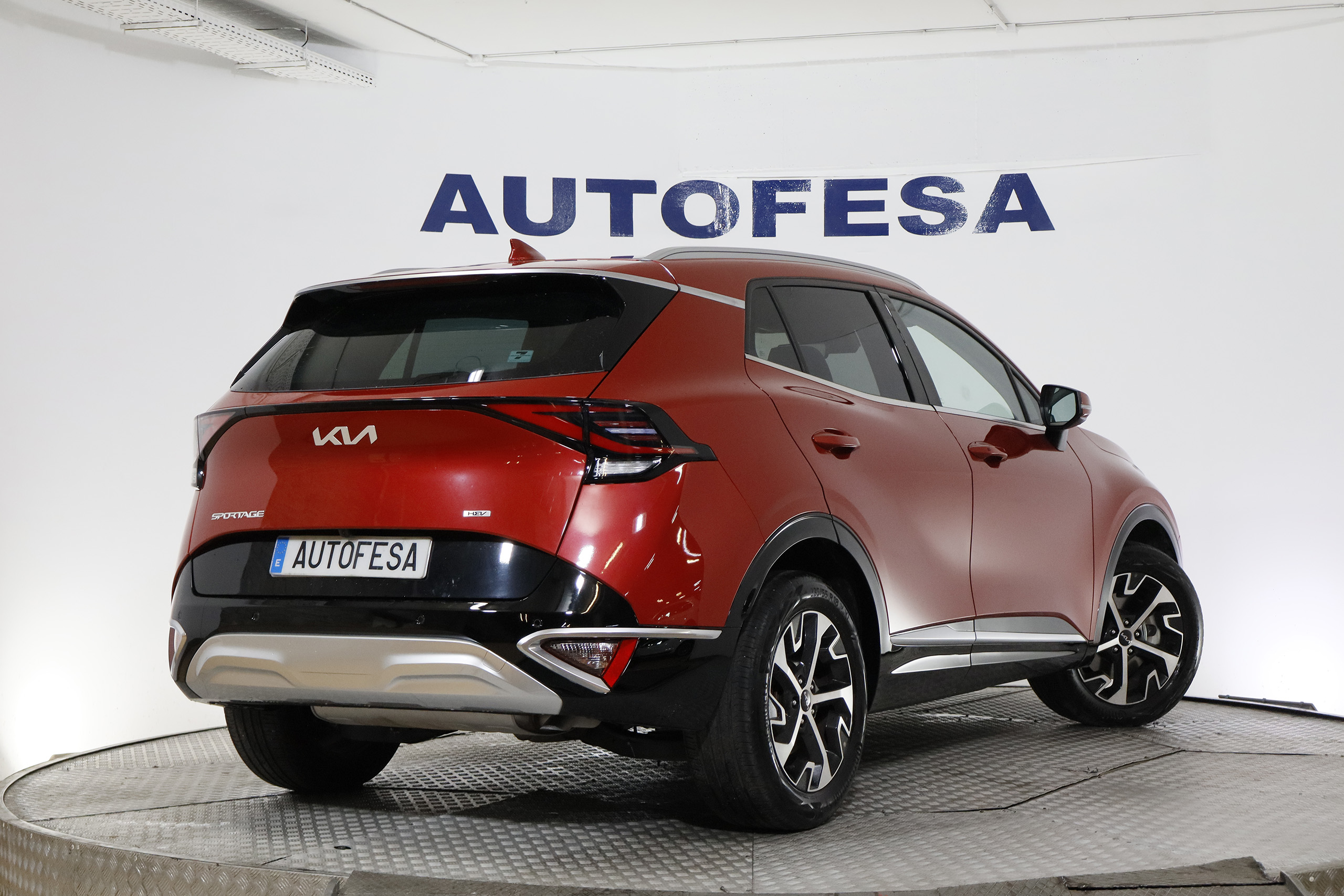 Kia SPORTAGE 1.6 HEV TECH 230CV AUTO 5P # GARANTIA FAB 07/2029, IVA DEDUCIBLE, NAVY, PARKTORNIC 1.6 HEV TECH 230CV AUTO 5P # GARANTIA FAB 07/2029, IVA DEDUCIBLE, NAVY, PARKTORNIC foto 9