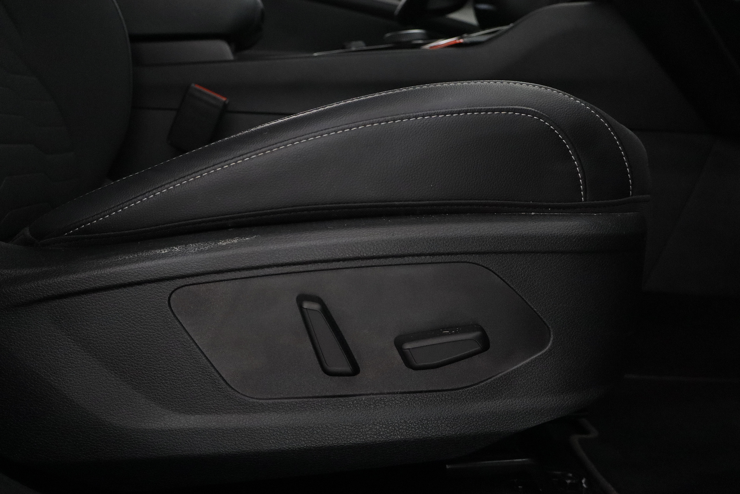 Kia SPORTAGE 1.6 HEV TECH 230CV AUTO 5P # GARANTIA FAB 07/2029, IVA DEDUCIBLE, NAVY, PARKTORNIC 1.6 HEV TECH 230CV AUTO 5P # GARANTIA FAB 07/2029, IVA DEDUCIBLE, NAVY, PARKTORNIC foto 27