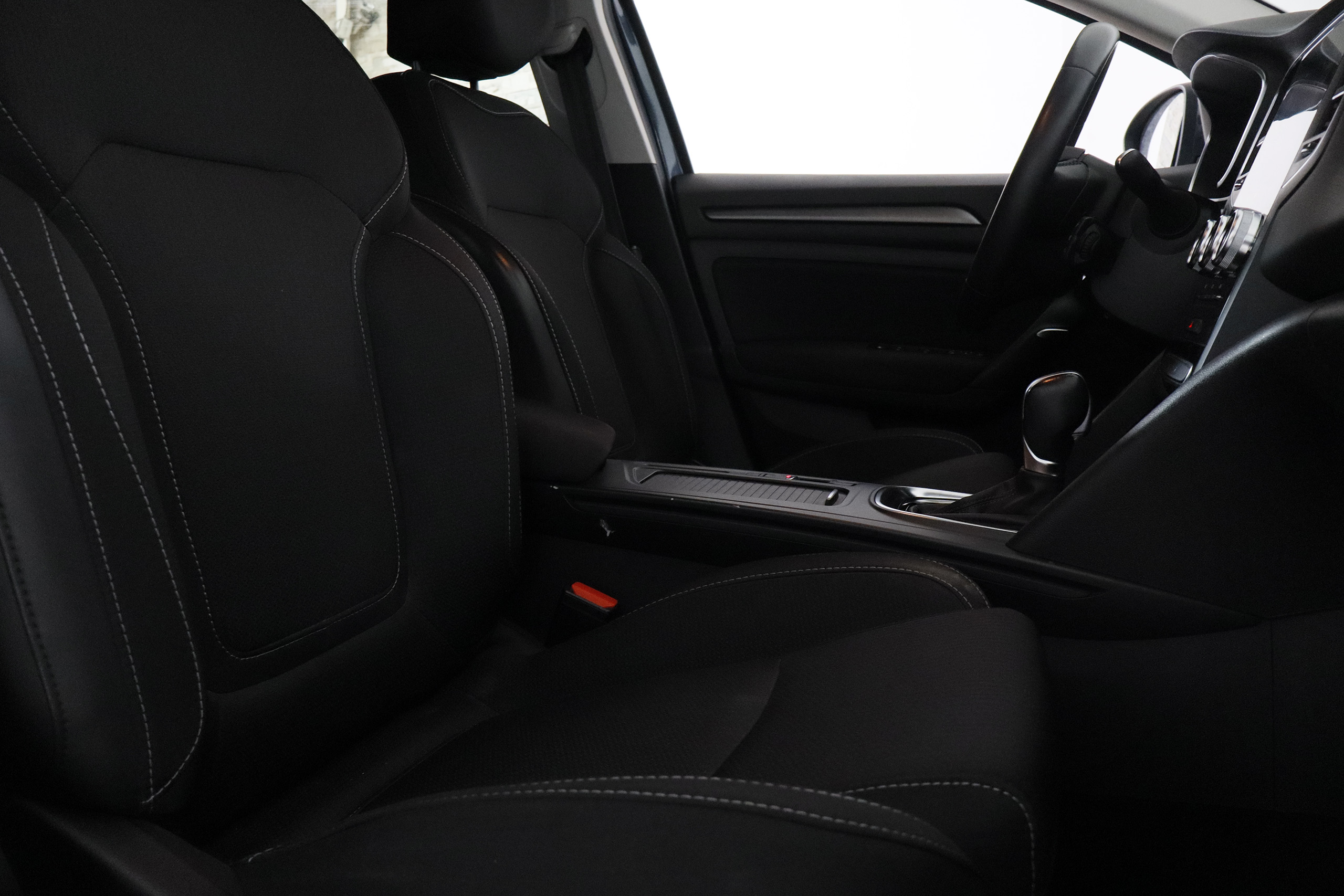 Renault Megane 1.6 E TECH PLUG IN 160CV AUTO 5P # IVA DEDUCIBLE, NAVY foto 24