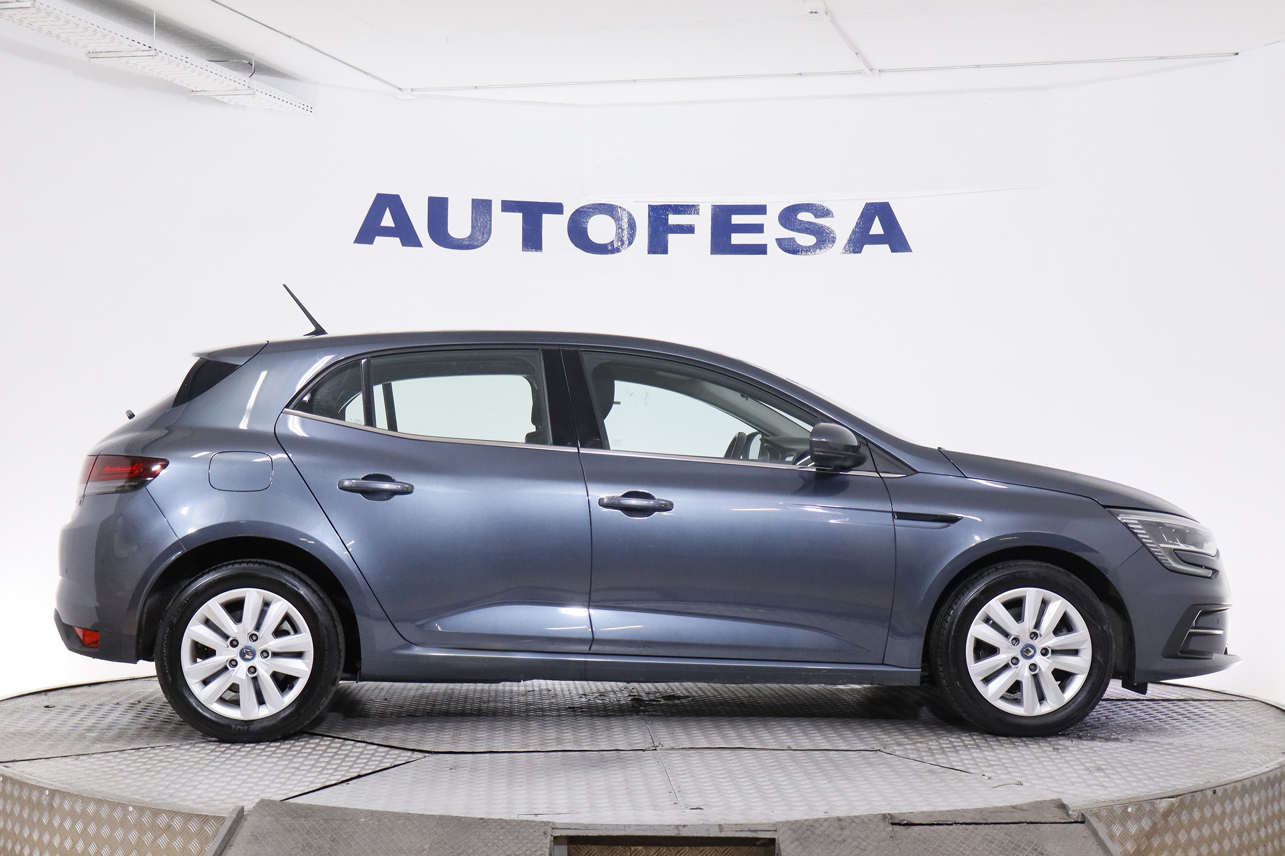 Renault Megane 1.6 E TECH PLUG IN 160CV AUTO 5P # IVA DEDUCIBLE, NAVY foto 10
