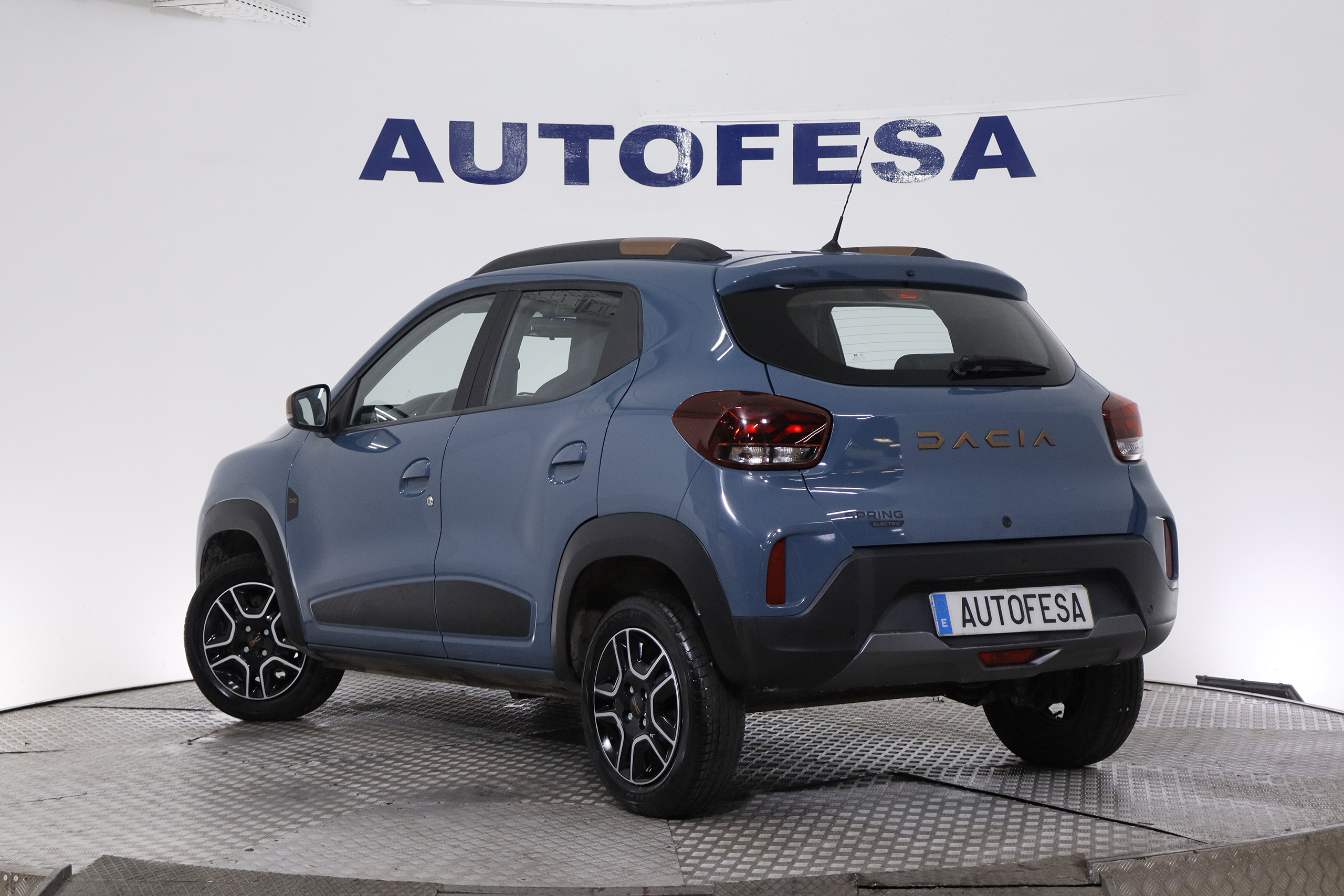 Dacia Spring ELECTRIC EXTREME 65CV AUTO 5P # IVA DEDUCIBLE, NAVY, CUERO foto 6