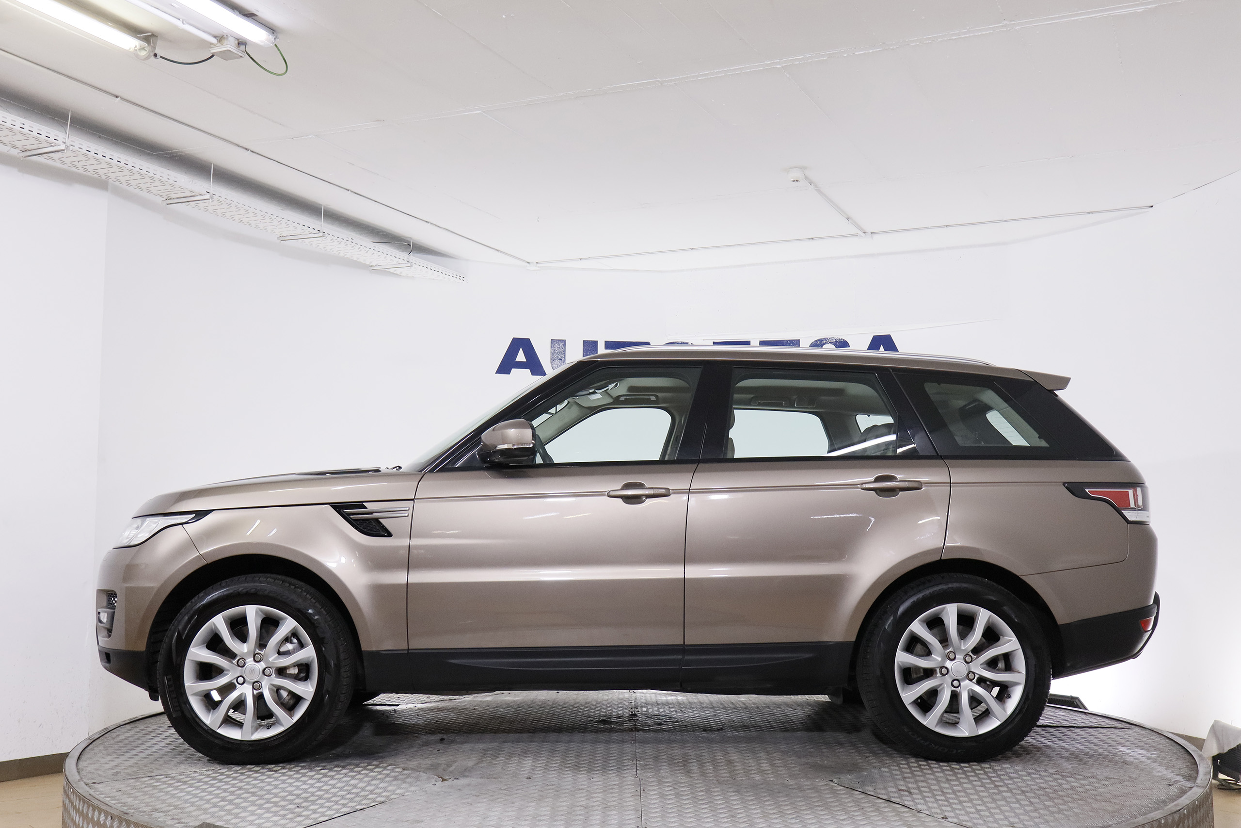 Land Rover Range Rover Sport .0 SDV6 306CV 4X4 SE LIMITED AUTO 7PLAZAS  5P foto 5
