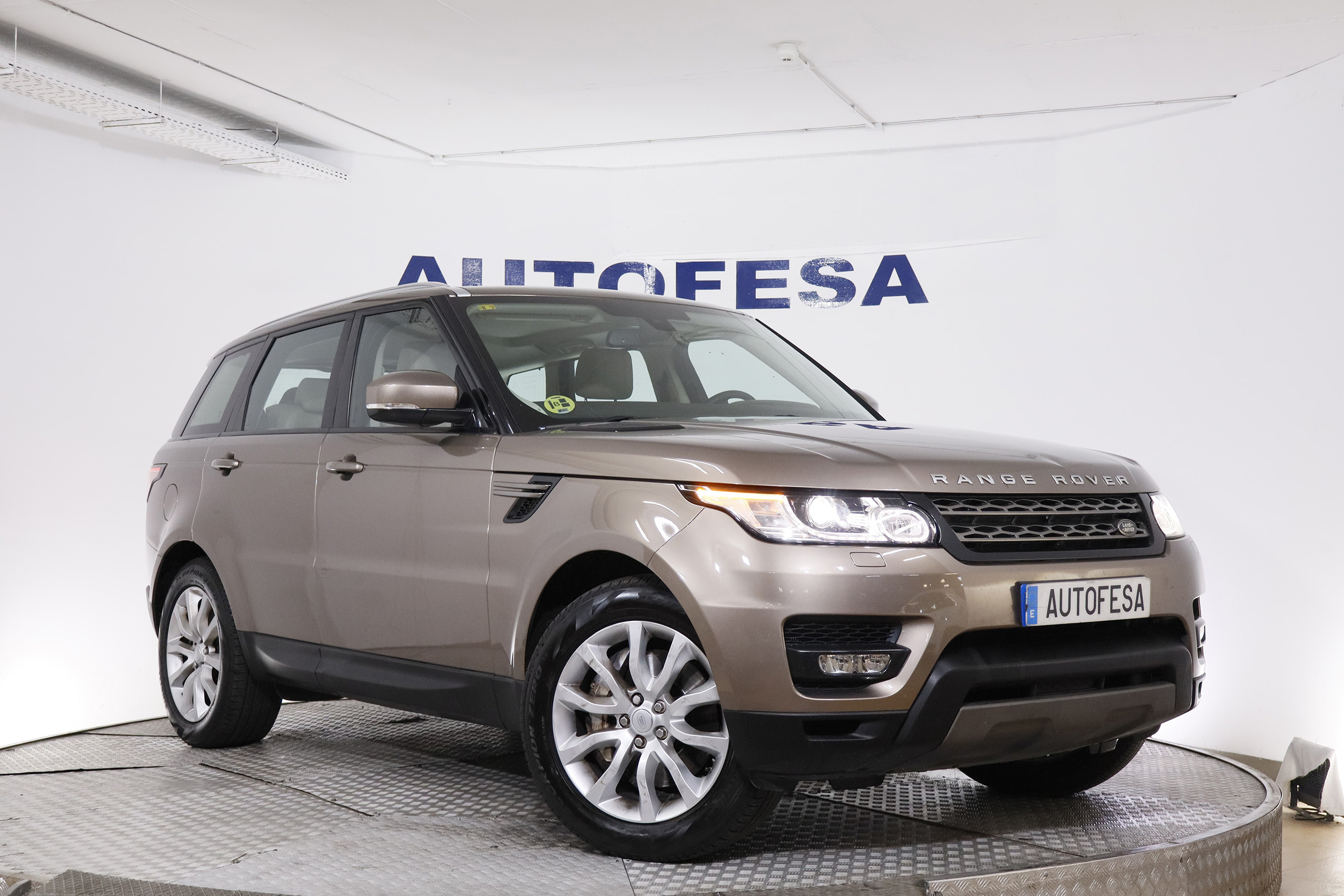 Land Rover Range Rover Sport .0 SDV6 306CV 4X4 SE LIMITED AUTO 7PLAZAS  5P foto 3