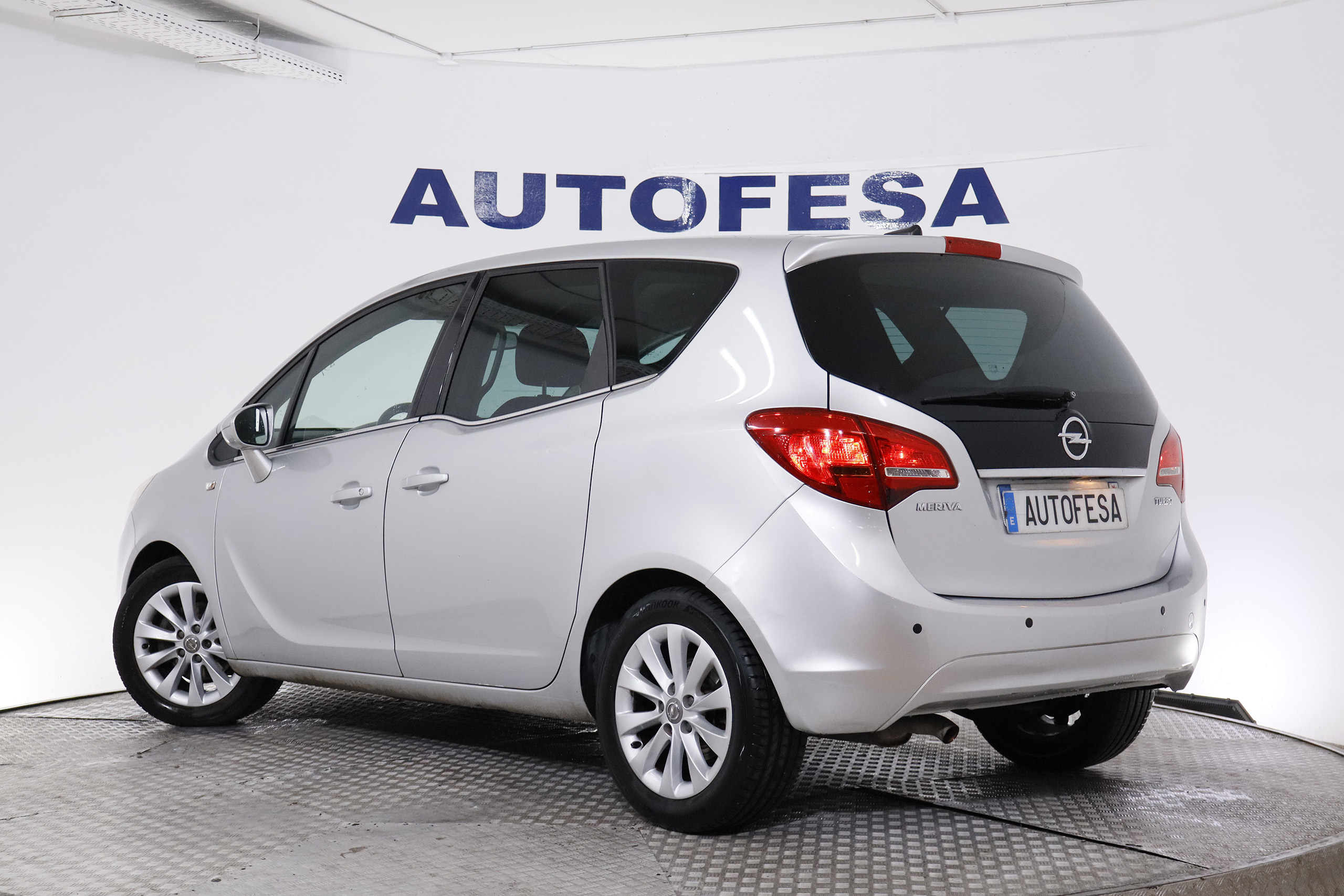 Opel Meriva 1.4 TWINPORT 120CV COSMO BA AUTO 5P # NAVY, CUERO, PARKTRONIC foto 5