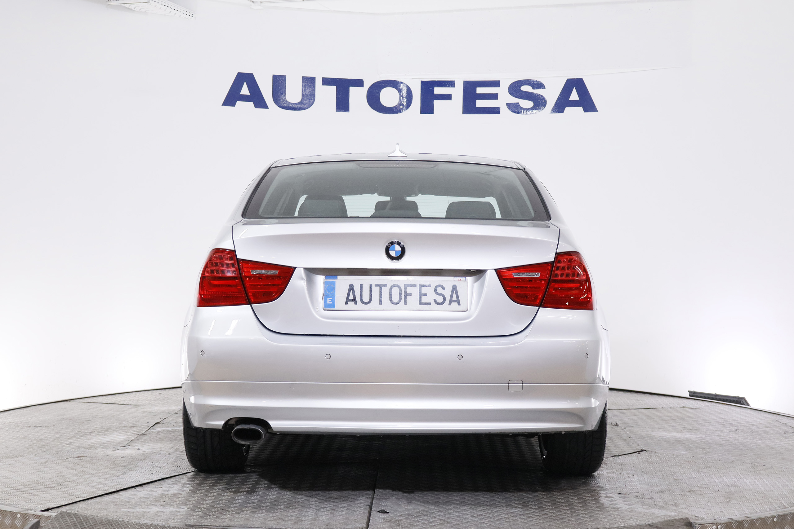 BMW 320 D XDRIVE LUXURY 177CV CH LUXE 4P # NAVY, CUERO foto 7