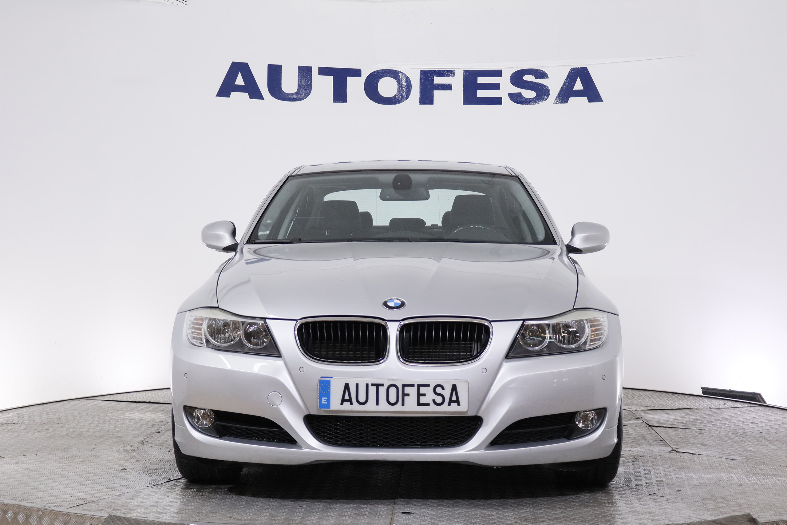 BMW 320 D XDRIVE LUXURY 177CV CH LUXE 4P # NAVY, CUERO foto 2