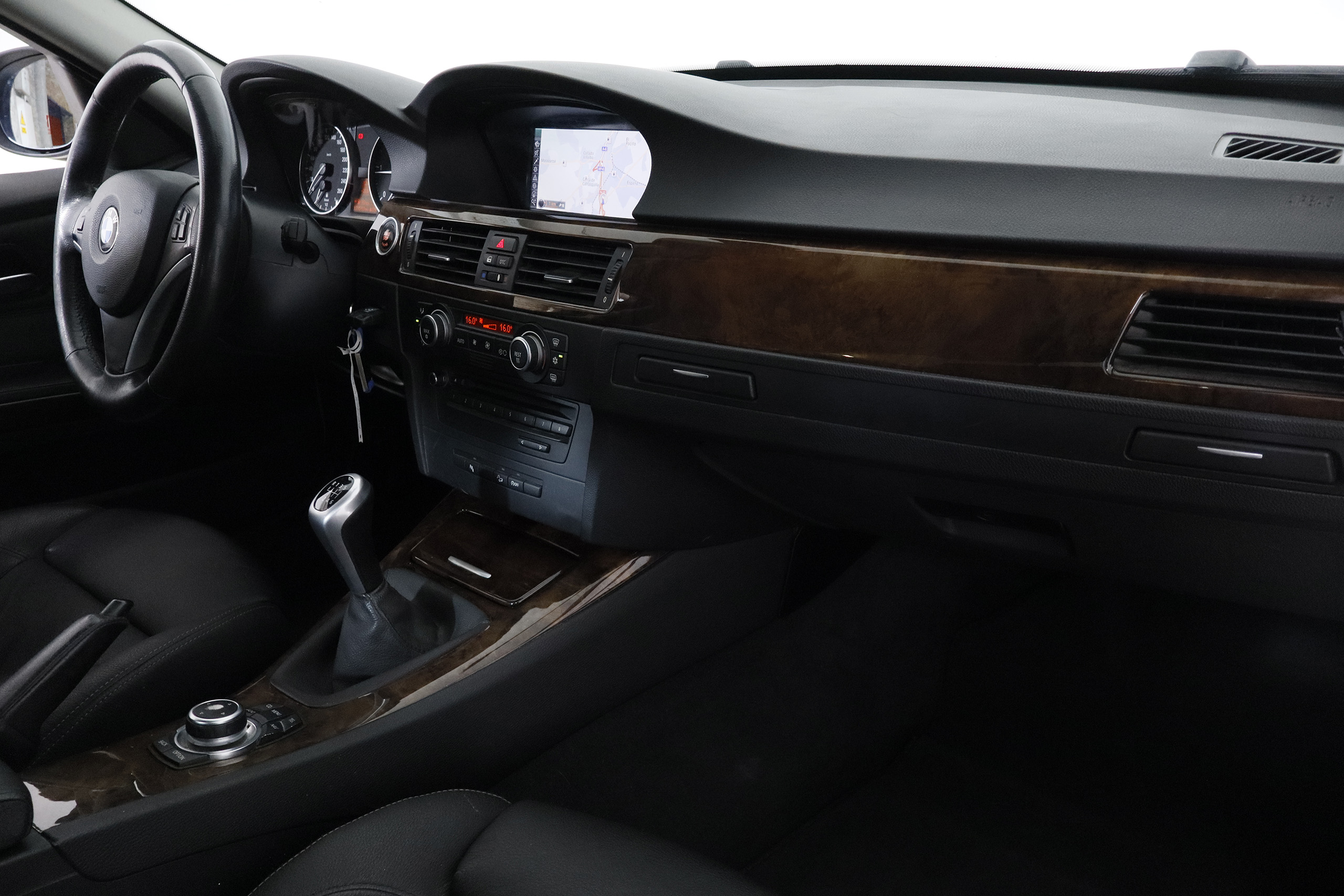 BMW 320 D XDRIVE LUXURY 177CV CH LUXE 4P # NAVY, CUERO foto 17