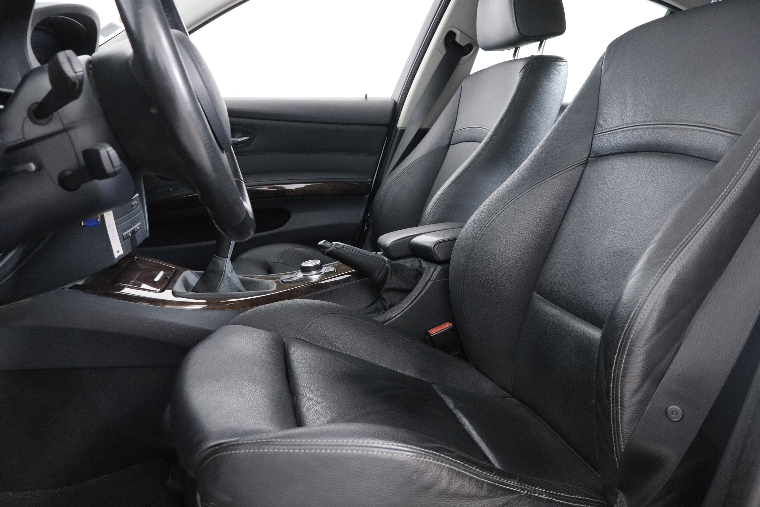 BMW 320 D XDRIVE LUXURY 177CV CH LUXE 4P # NAVY, CUERO foto 22