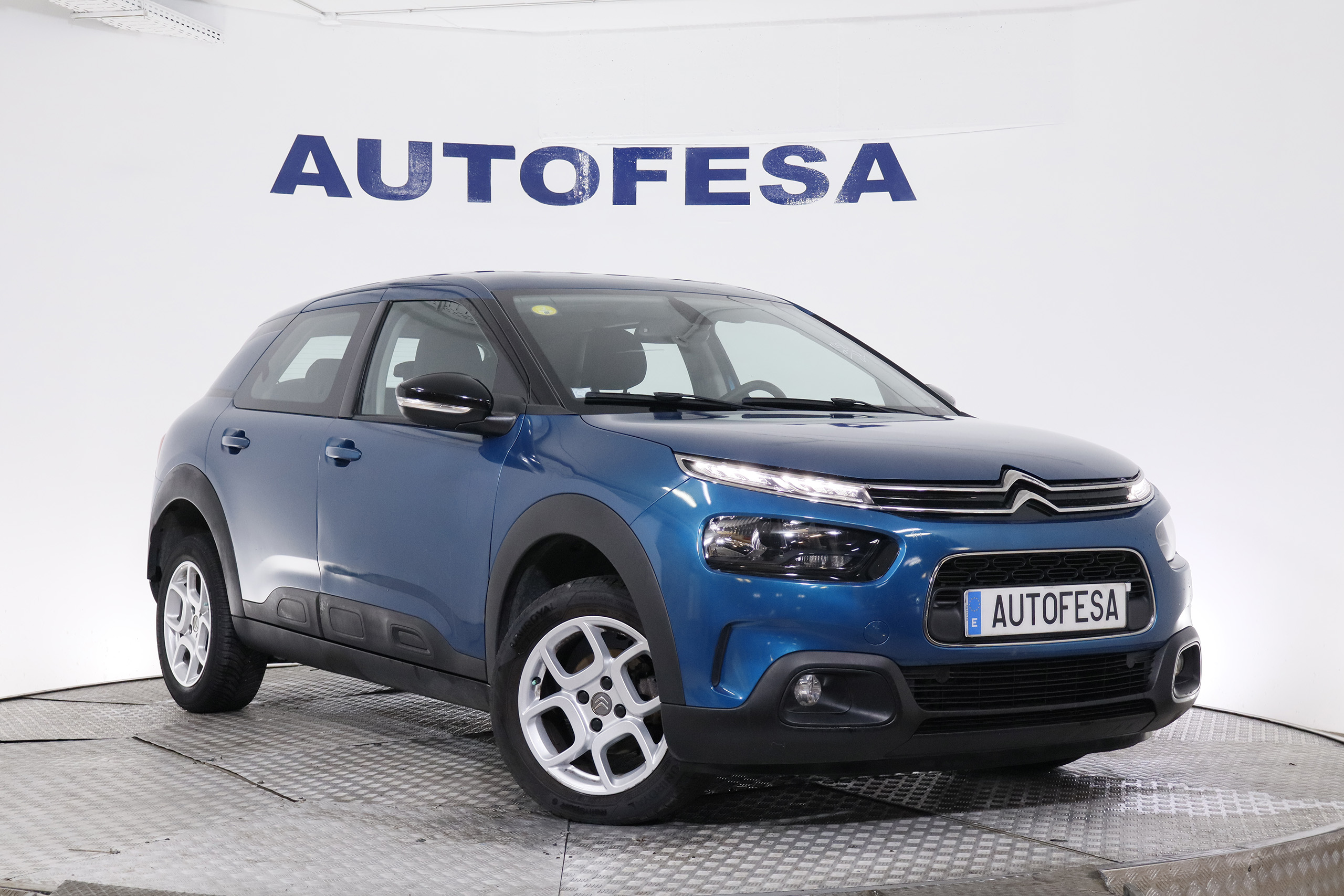 Citroen C4 CACTUS 1.5 HDI 100CV FEEL 5P # NAVY, PARKTRONIC 1.5 HDI 100CV SHINE 5P # NAVY, PARKTRONIC foto 3