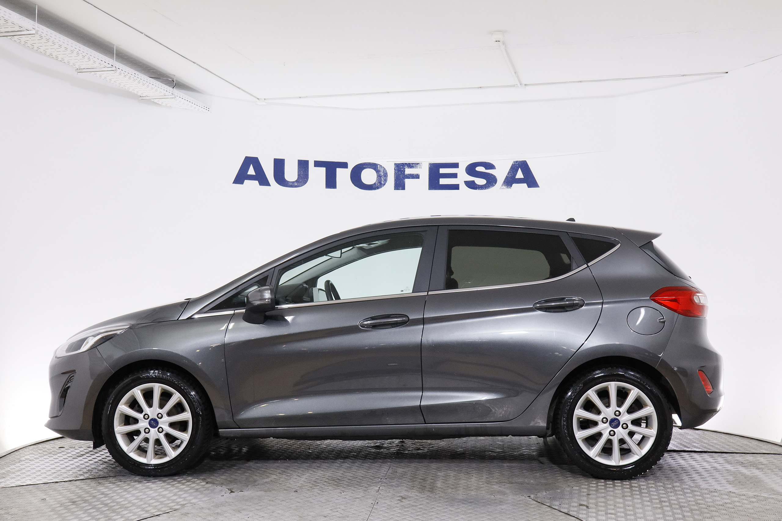 Ford Fiesta 1.5 TDCI 120CV TITANIUM 5P # NAVY, PARKTRONIC foto 5