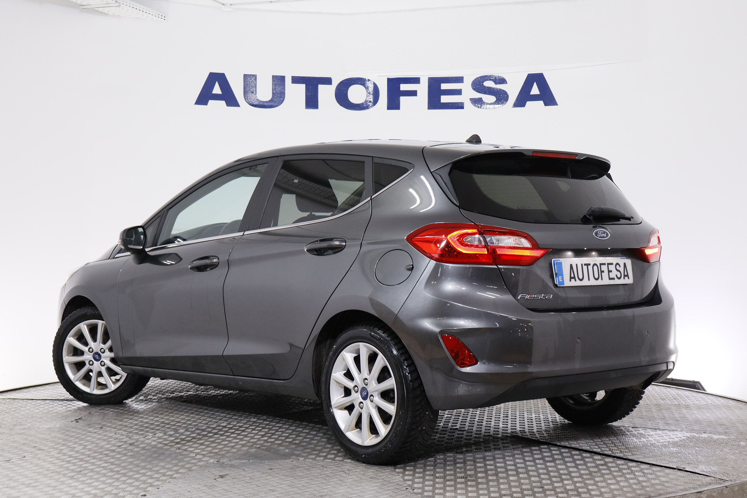 Ford Fiesta 1.5 TDCI 120CV TITANIUM 5P # NAVY, PARKTRONIC foto 6