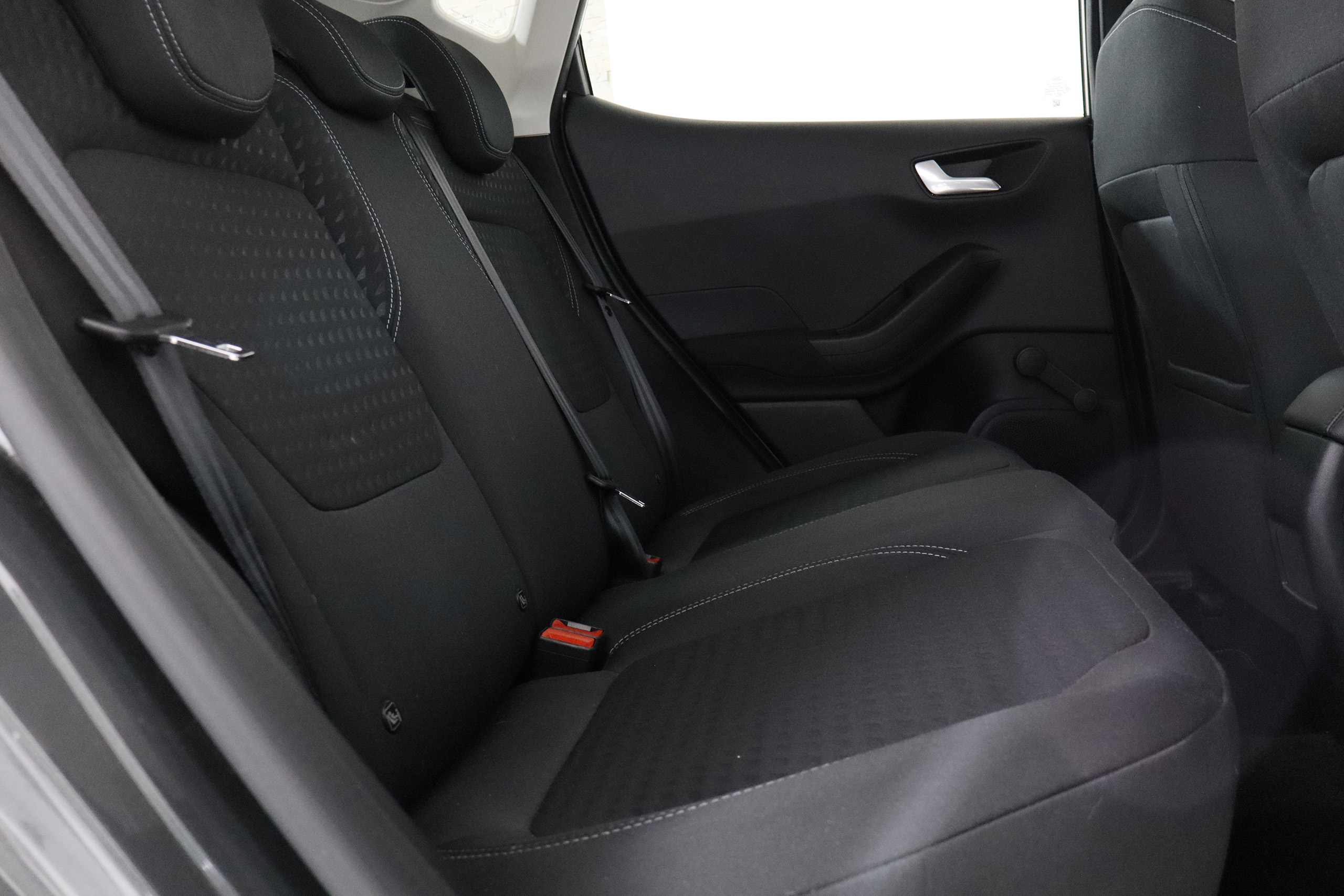 Ford Fiesta 1.5 TDCI 120CV TITANIUM 5P # NAVY, PARKTRONIC foto 23