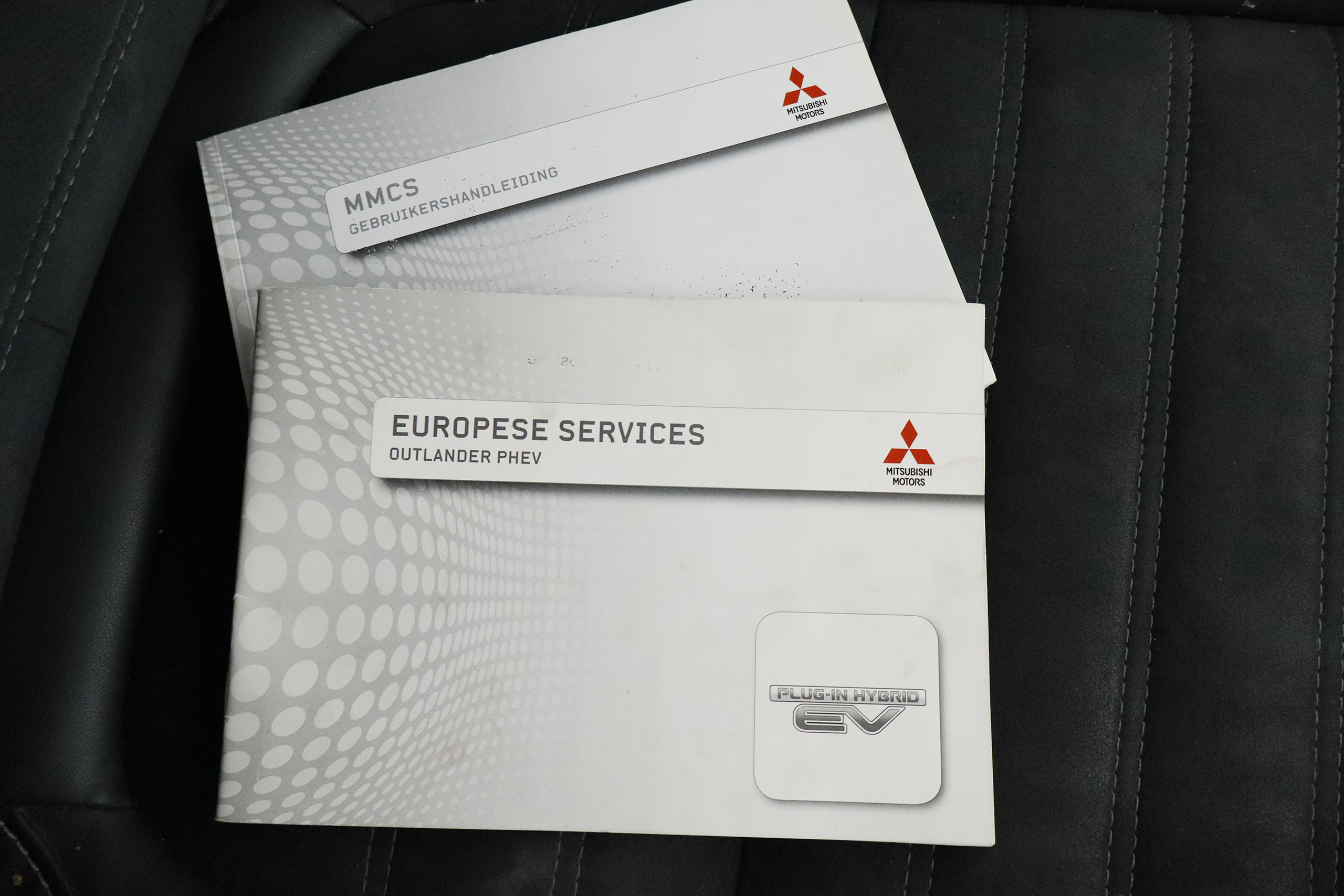 Mitsubishi Outlander 2.0 PHEV 121CV 4WD AUTO 5P # CAMARA TRASERA foto 25