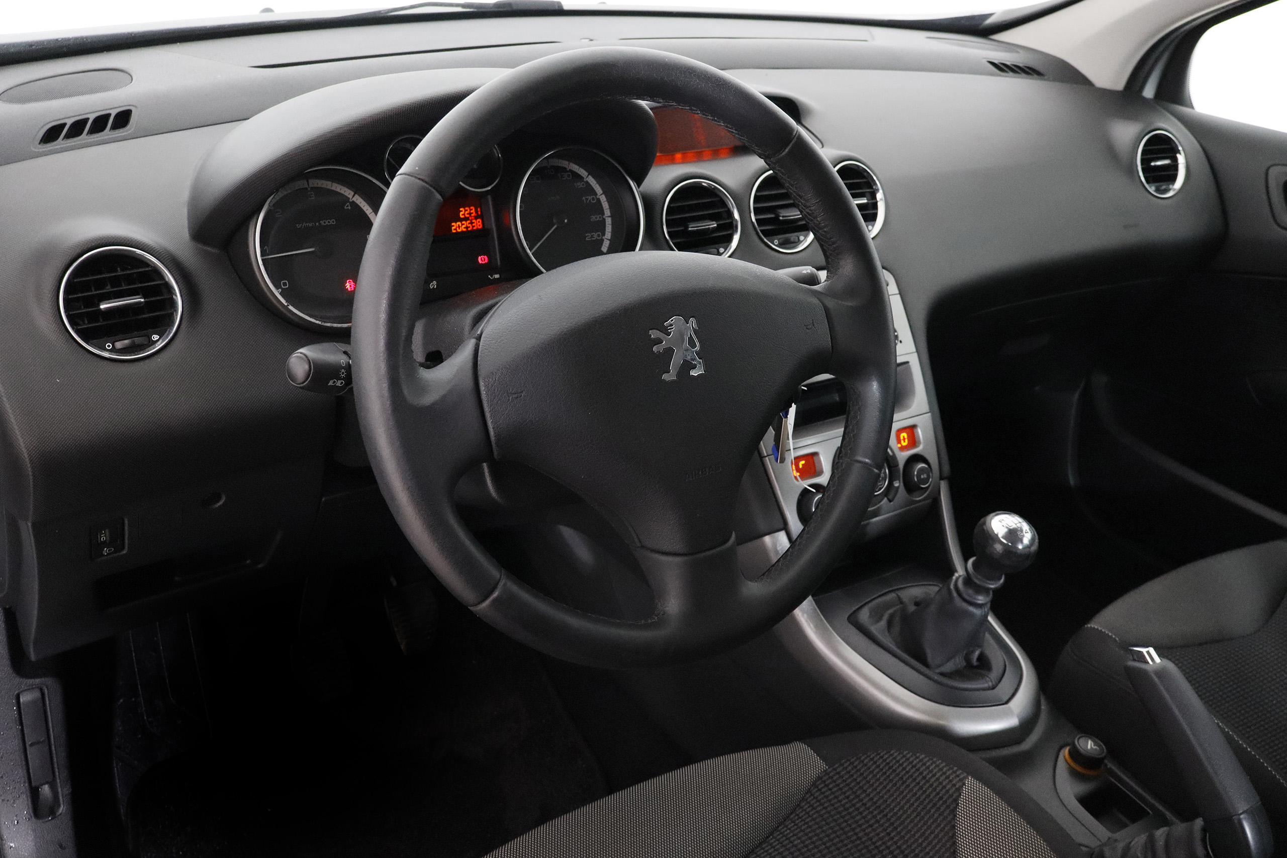 Peugeot 308 308 1.6 HDI SPORT 110CV 5P foto 15