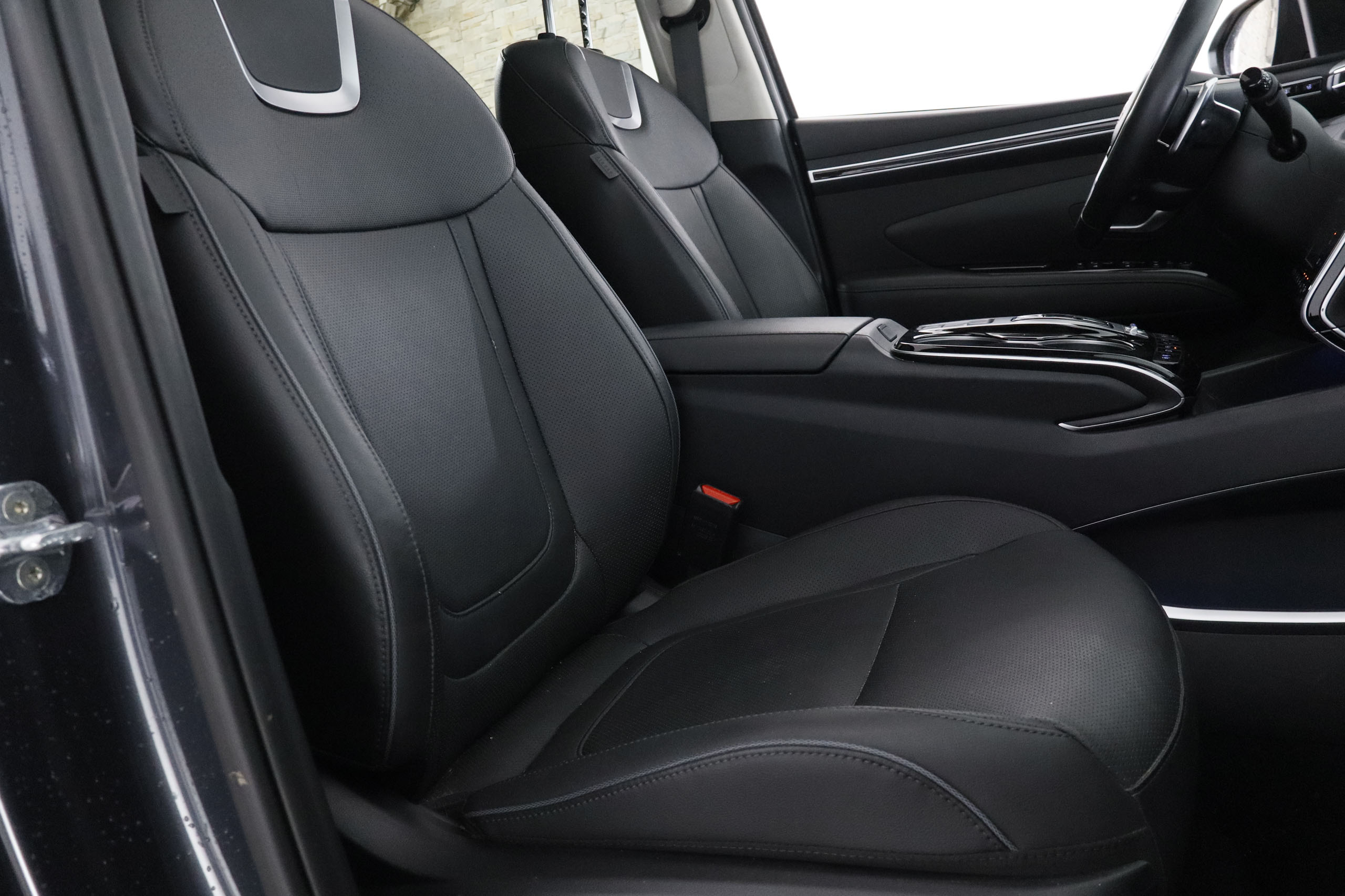 Hyundai Tucson 1.6 PHEV 4WD AUTO STYLE SKY 265CV 5P # IVA DEDUCIBLE,TECHO PANORAMICO ELE,NAVY foto 24