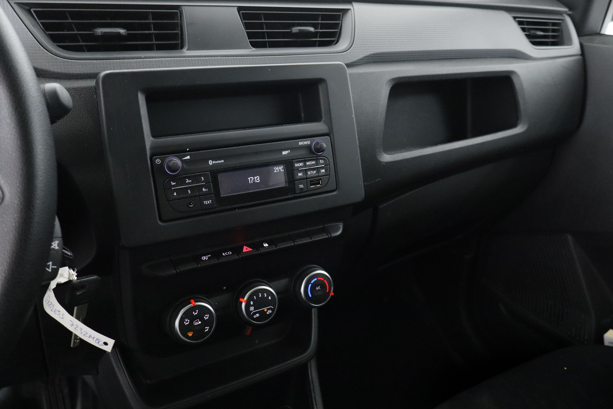 Renault Express EXPRESS ADVANCE 1.5 DCI 95CV 3P # IVA DEDUCIBLE foto 17