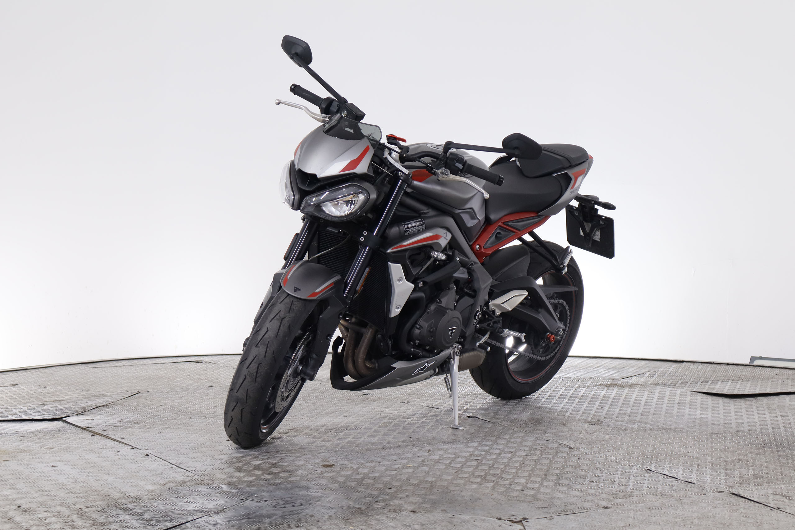 Triumph Street Triple 675 STREET TRIPLE R 765 120cv # QUILLA JUEGO,PANTALLA,KIT DEPOSITO foto 2