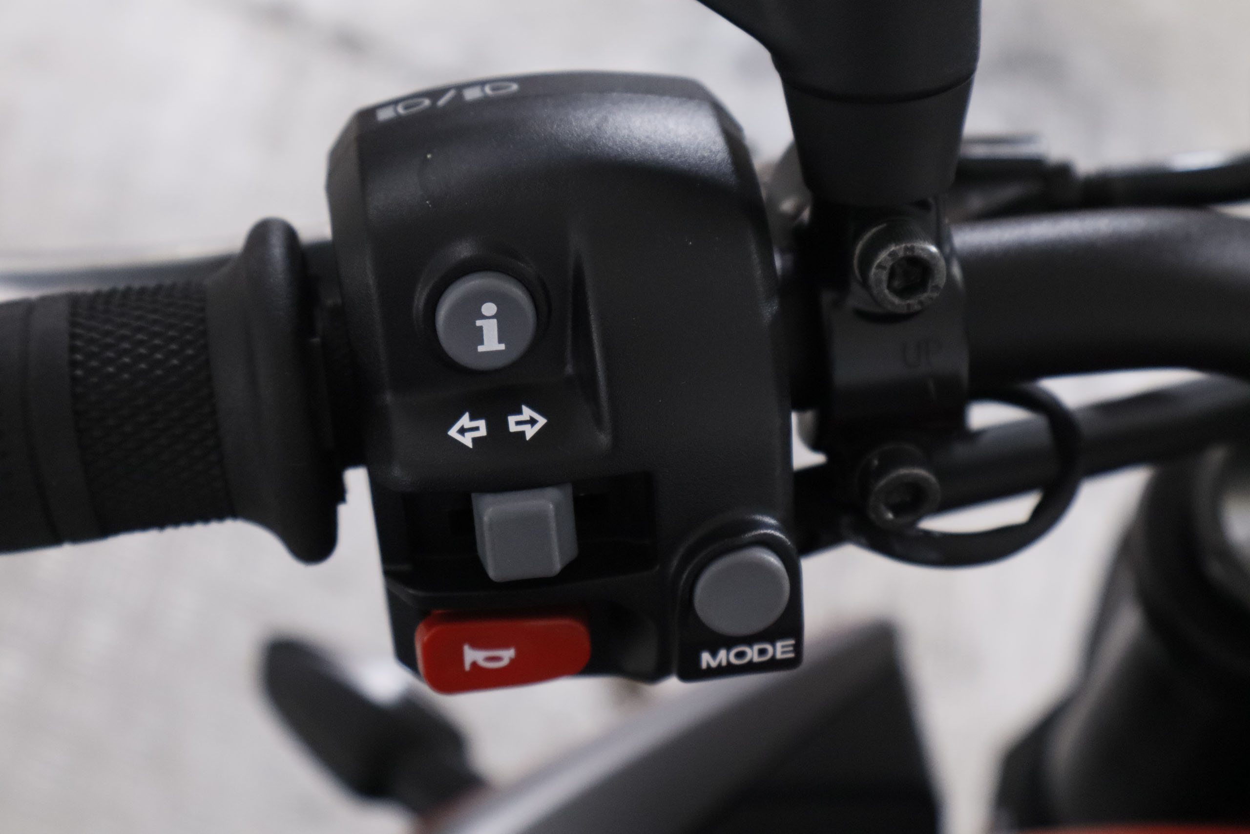 Triumph Street Triple 675 STREET TRIPLE R 765 120cv # QUILLA JUEGO,PANTALLA,KIT DEPOSITO foto 17