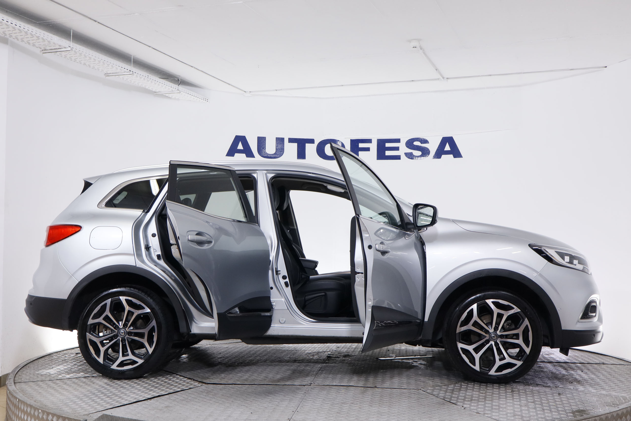 Renault Kadjar 1.3 TCE 140CV TECHNO AUTO 5P # NAVY,FAROS LED,CAMARA TRASERA foto 13