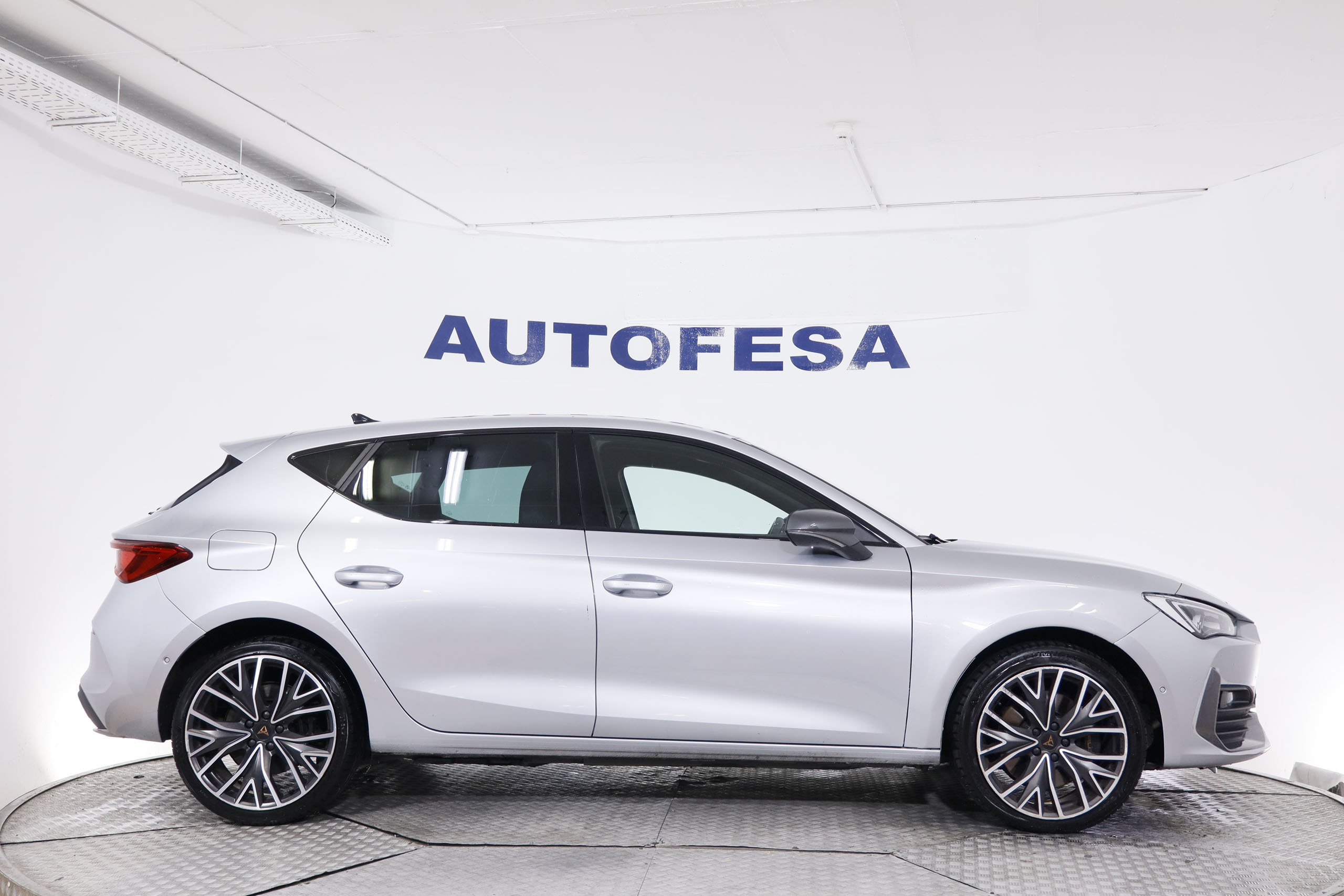 CUPRA Leon 1.4E HYBRIDO ENCHUFABLE 245CV DSG 5P # NAVY,FAROS LED, foto 10