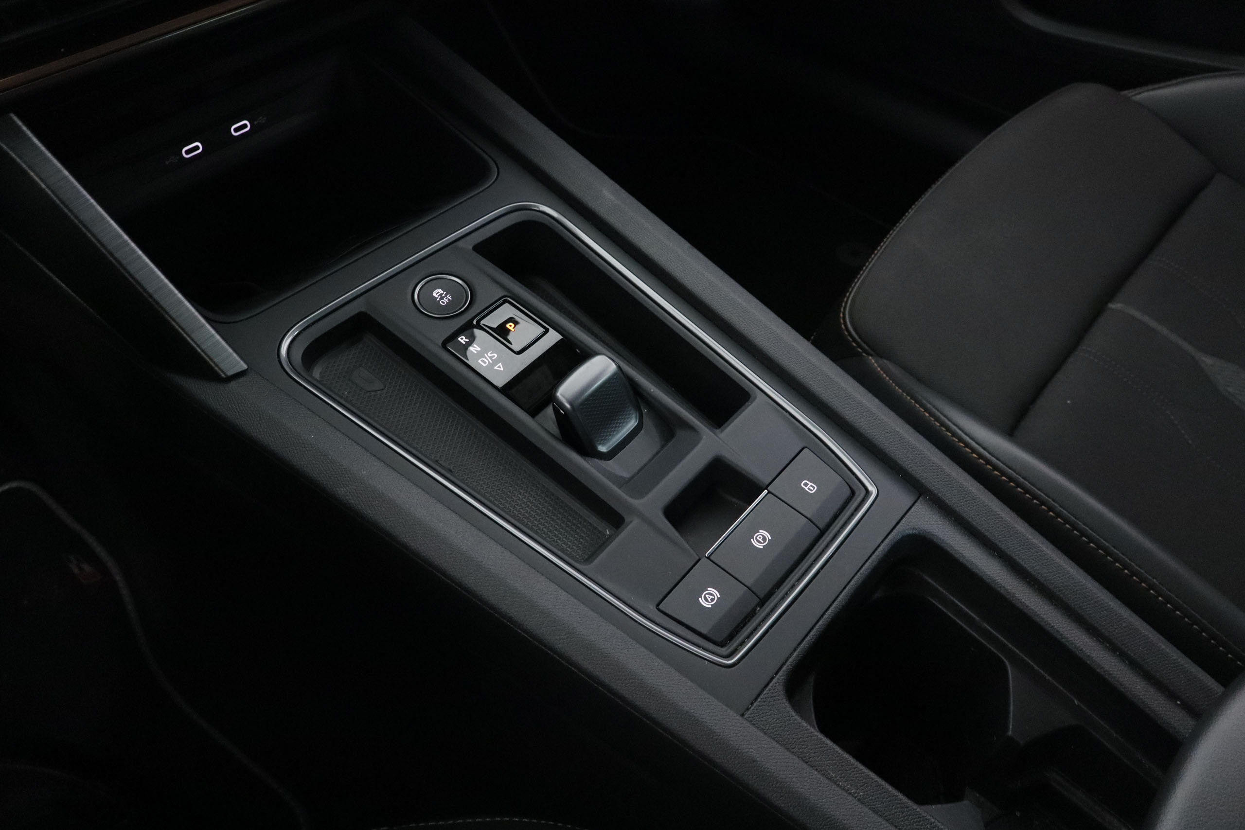 CUPRA Leon 1.4E HYBRIDO ENCHUFABLE 245CV DSG 5P # NAVY,FAROS LED, foto 30