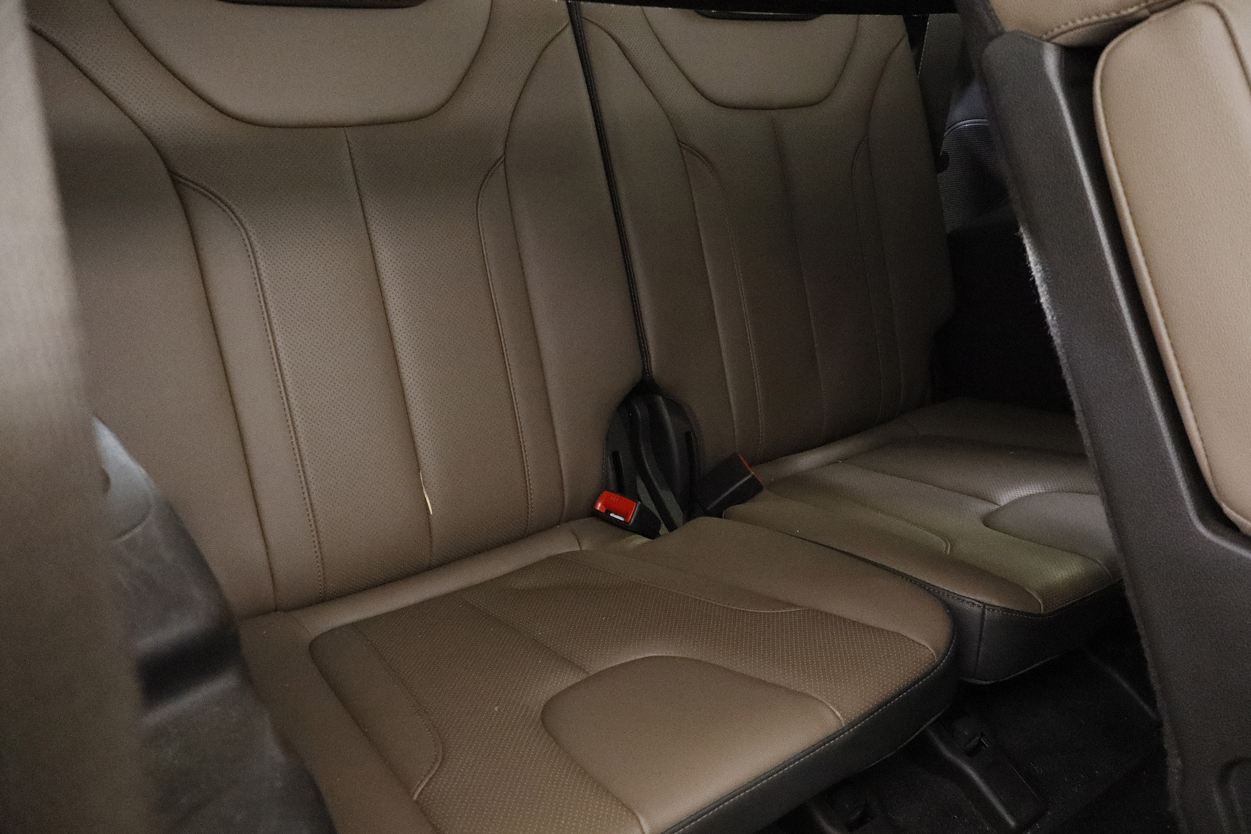 Hyundai Santa Fe 2.0 CRDI 185CV 4WD AUTO STYLE 7PLAZAS 5P # TECHO ELE PANORAMICO,NAVY,CUERO foto 28